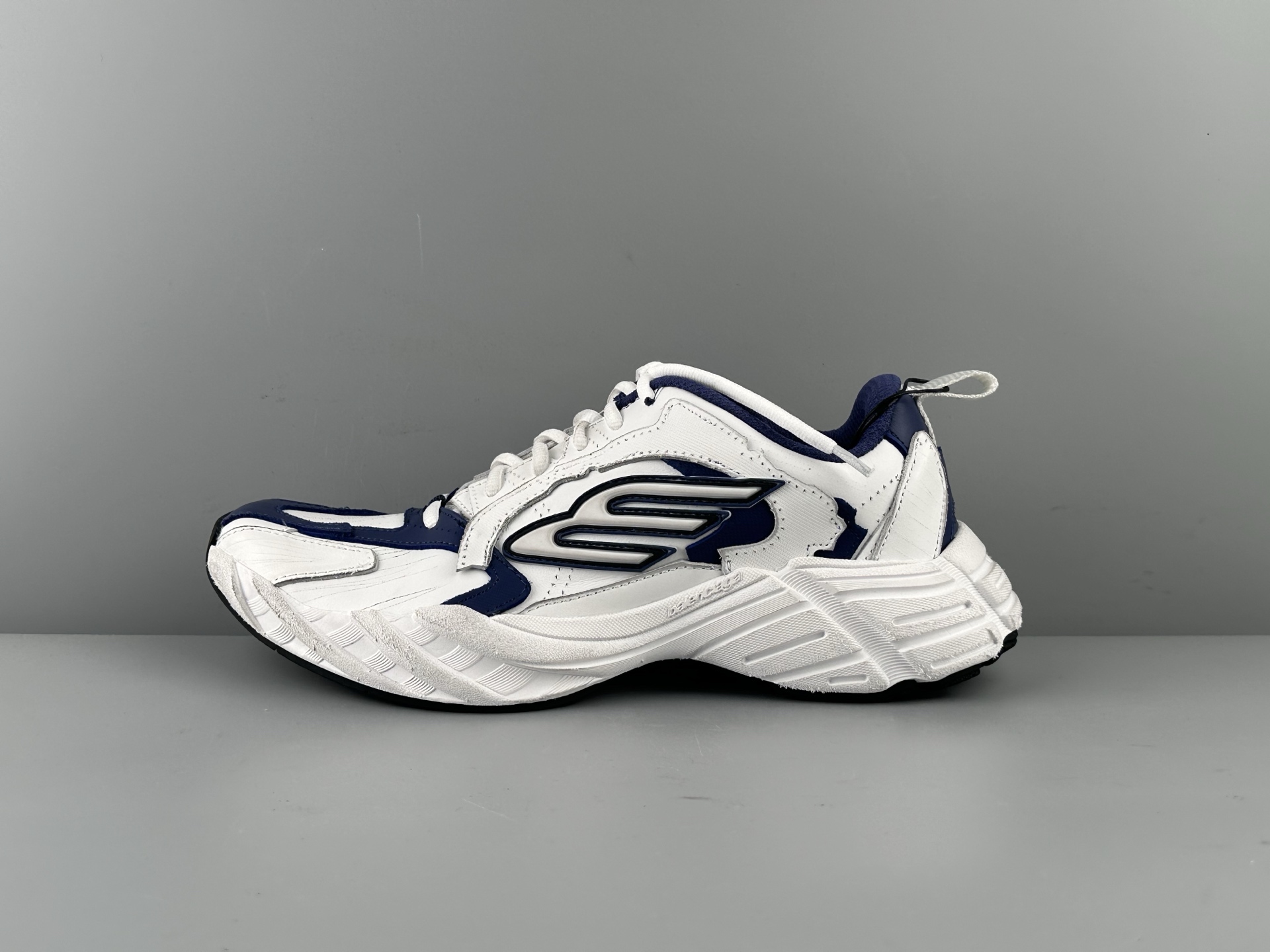 Skechers Chunky Sneakers for Women, Lace-up Platform Design 1 i1745601884980 1338 0 0