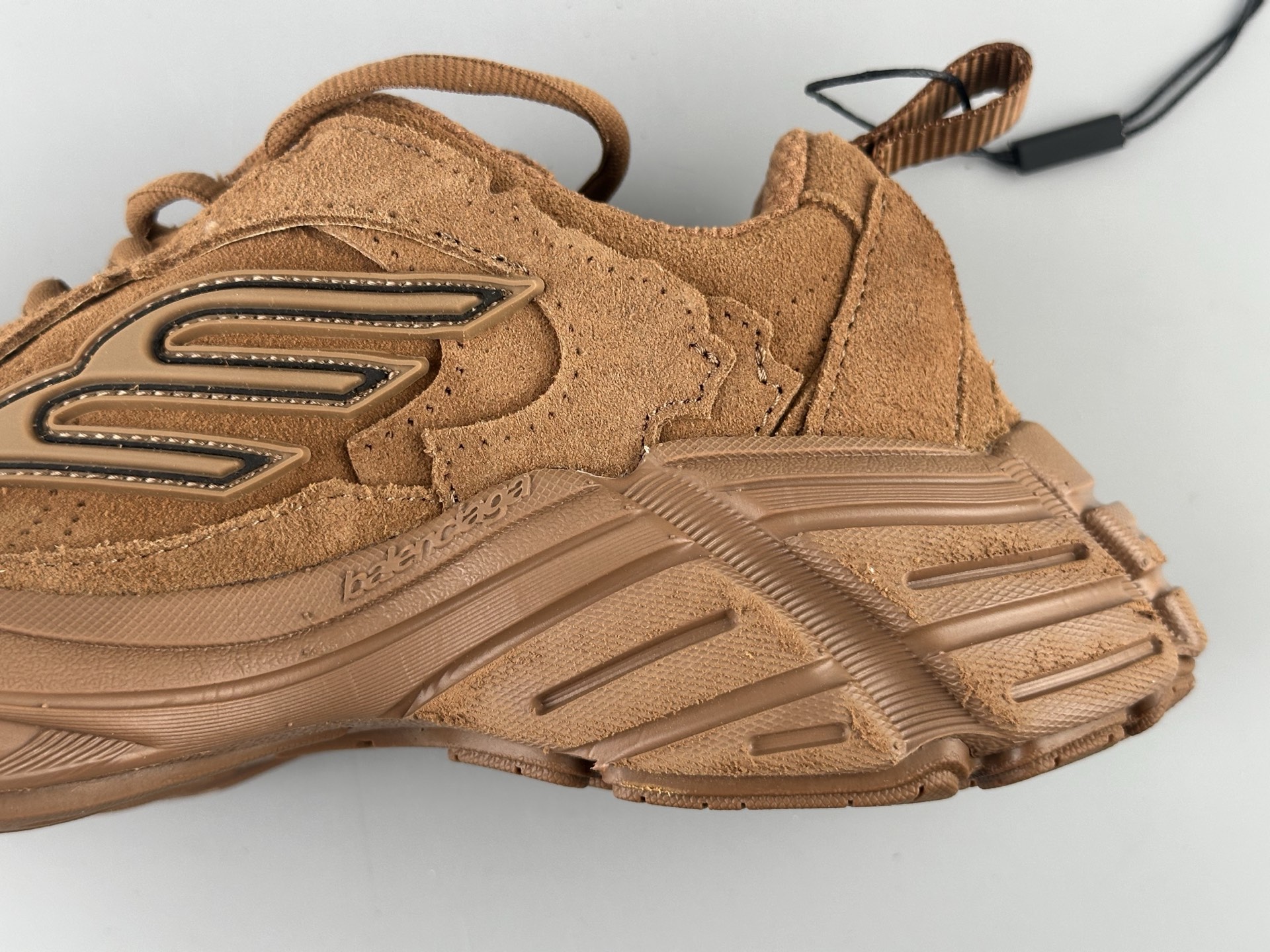Balenciaga Monday Running Sneakers with M Logo - Elevated Design, Spring 2025 8 i1752415526376 7021 0 6