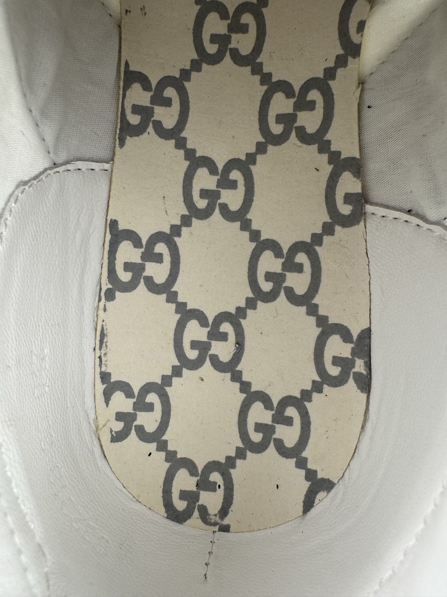 Gucci Re-Motion Sneakers - Round Toe, Lace-Up, Low-Top, Casual Shoes 8 i1759809415144 864 0 7
