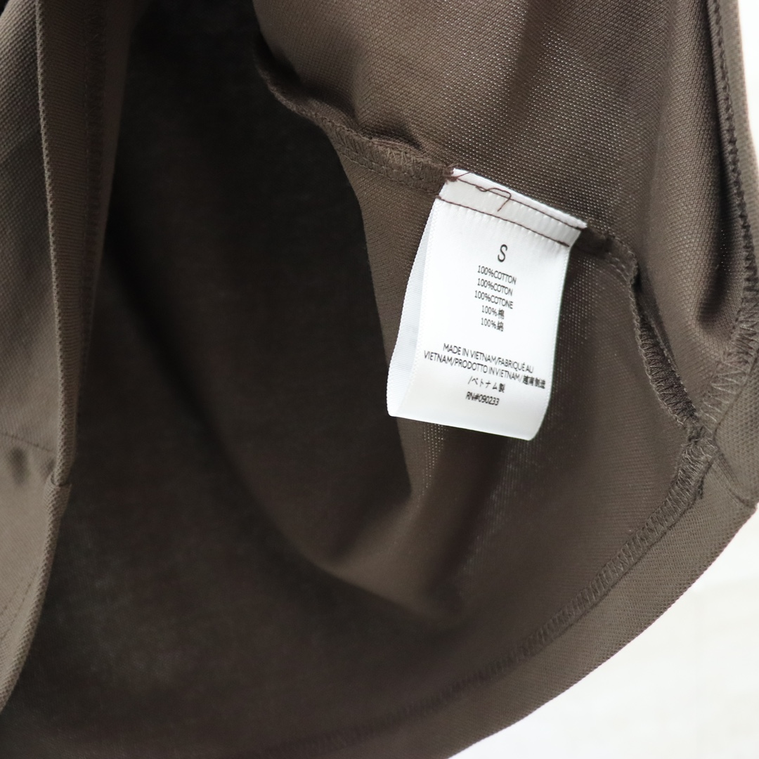 Fear of God Essentials Polo Shirt - Premium Cotton, Modern Fit, Stylish Design 9 i1709527907 2356 3