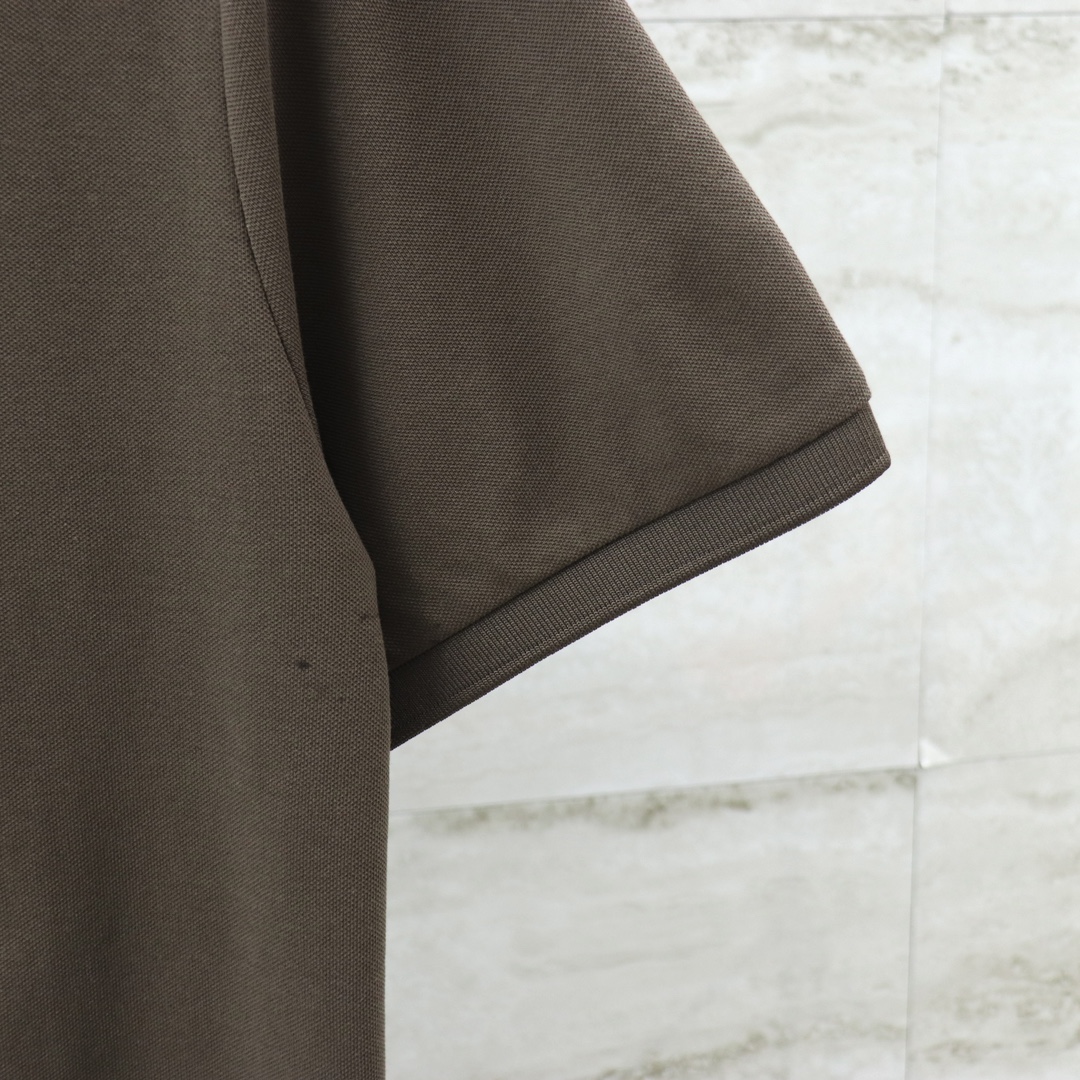 Fear of God Essentials Polo Shirt - Premium Cotton, Modern Fit, Stylish Design 8 i1709527907 9938 5