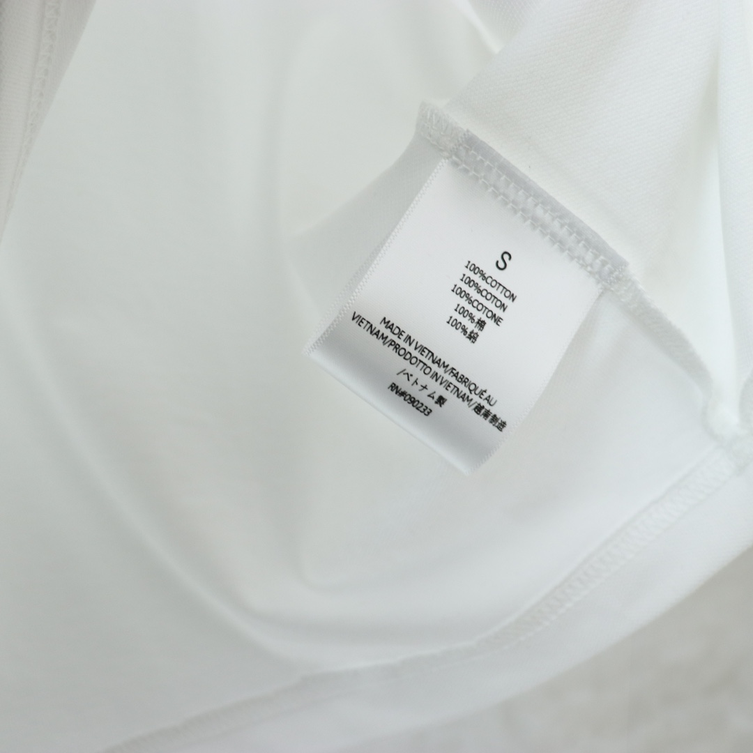 Fear of God Essentials Polo Shirt - Premium Cotton, Modern Fit, Various Colors 10 i1709528035 9662 6