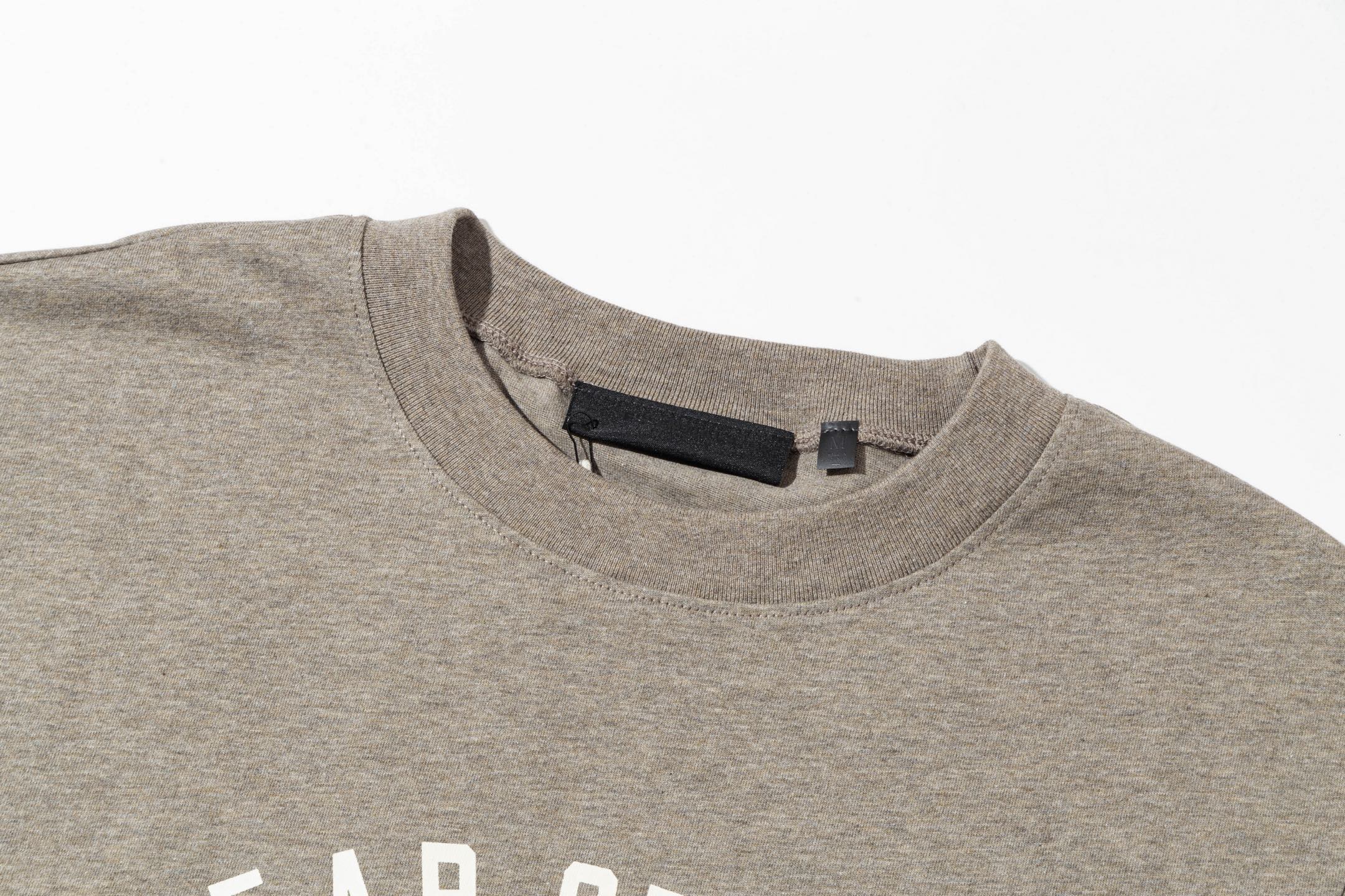 Fear of God Essentials Sleeveless Tee - University Print, Comfortable Fit 4 i1739950516026 4489 0 6