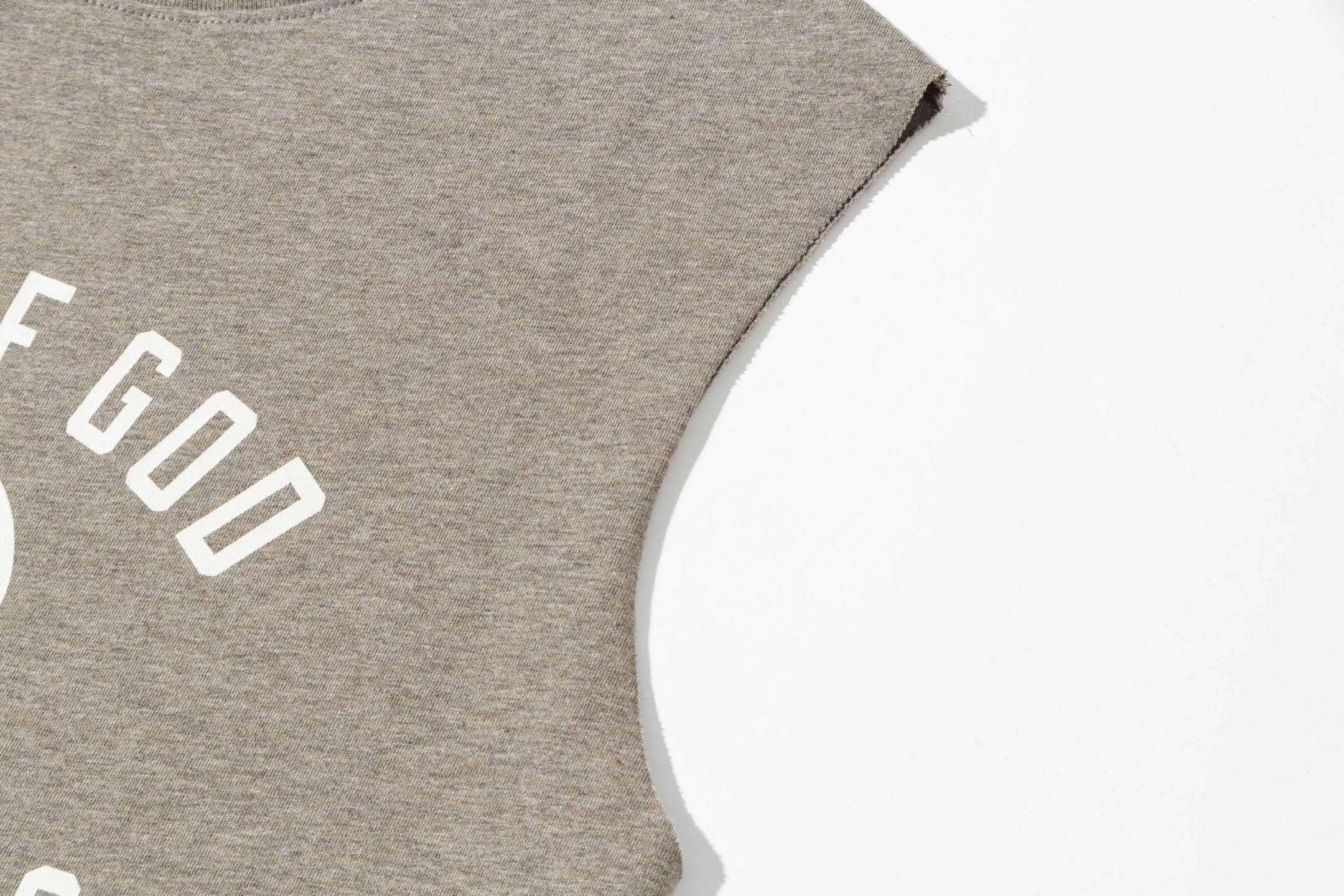 Fear of God Essentials Sleeveless Tee - University Print, Comfortable Fit 7 i1739950637666 7654 0 8