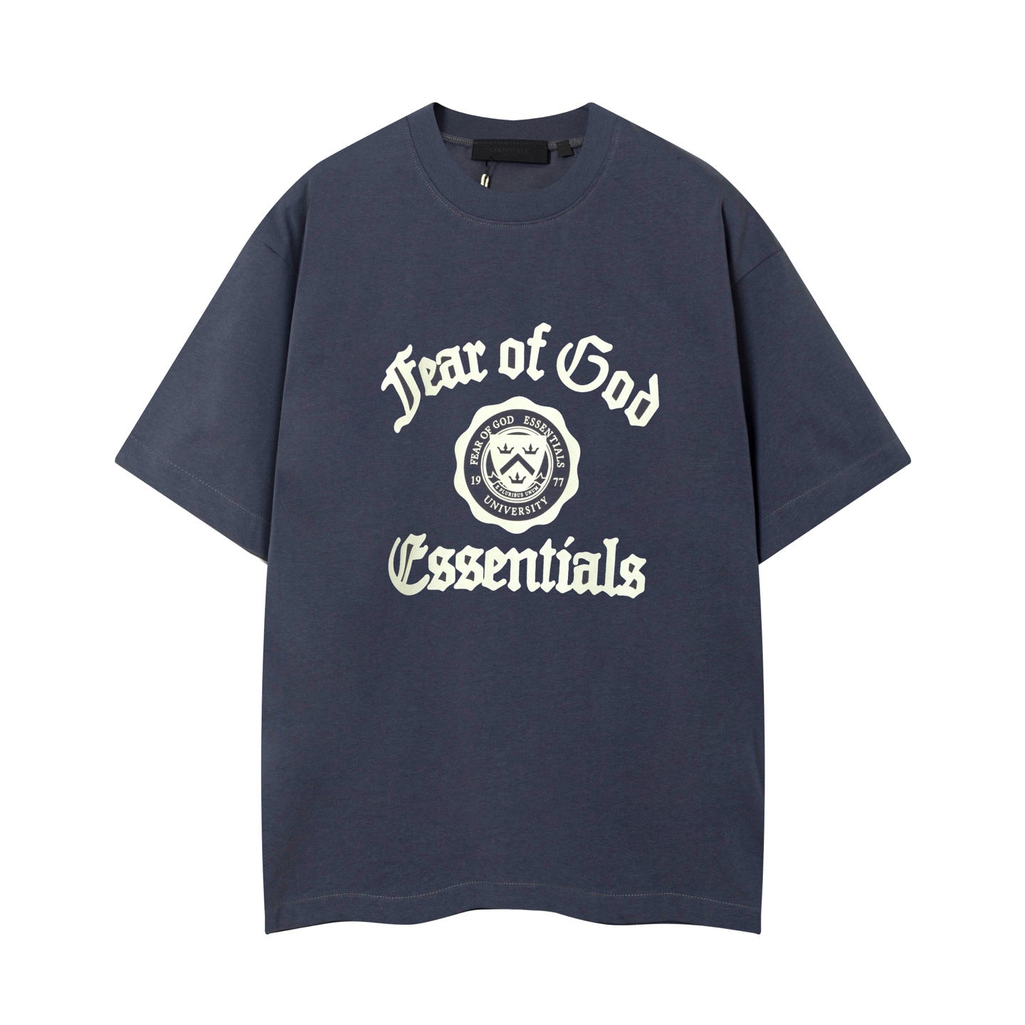 Fear of God Essentials Crew Neck T-Shirt - Comfortable, Stylish, and Versatile 2 i1739951772343 6662 0 4