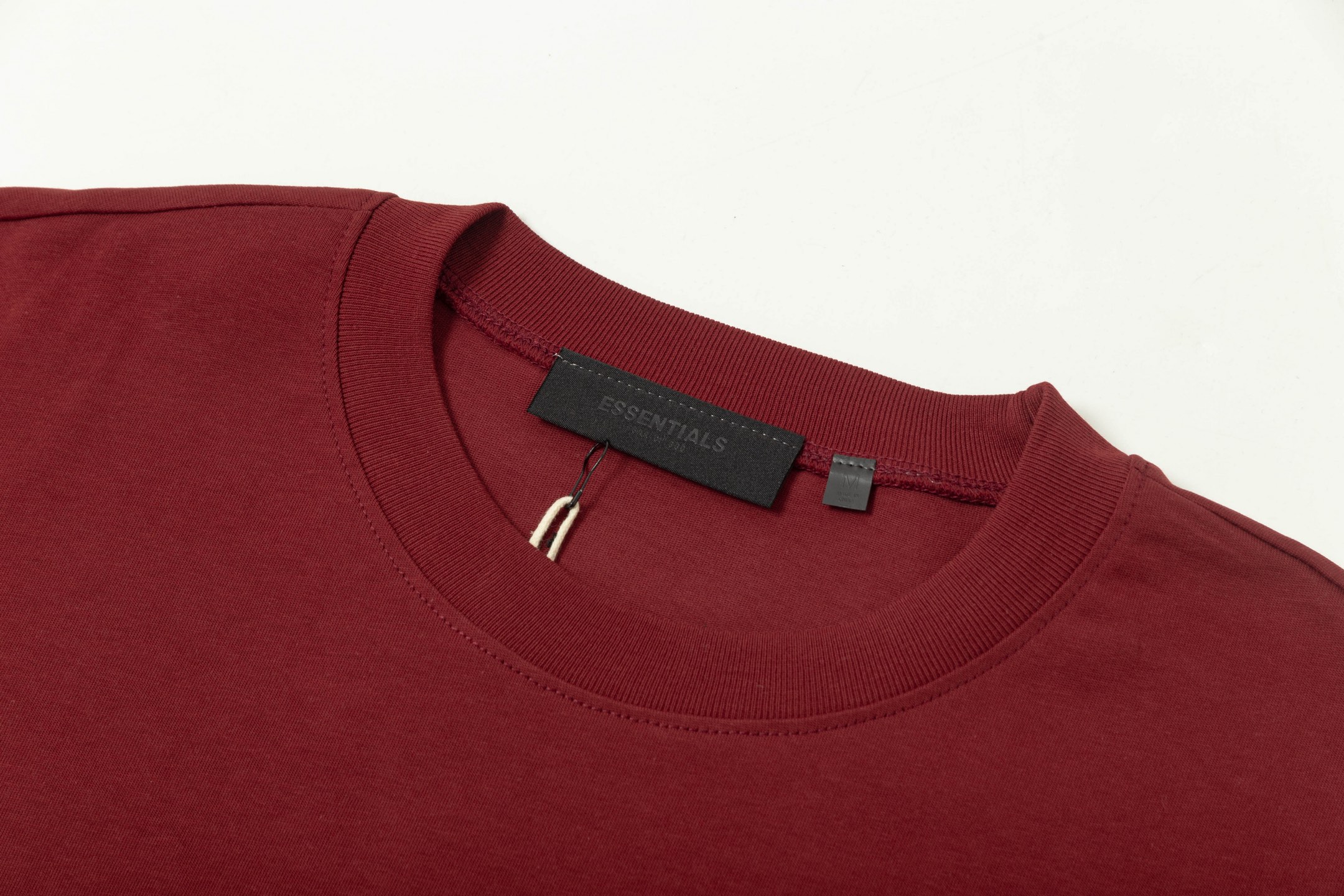 Fear of God Essentials Crew Neck T-Shirt - Comfortable, Stylish, and Versatile 6 i1739951817126 2059 0 7