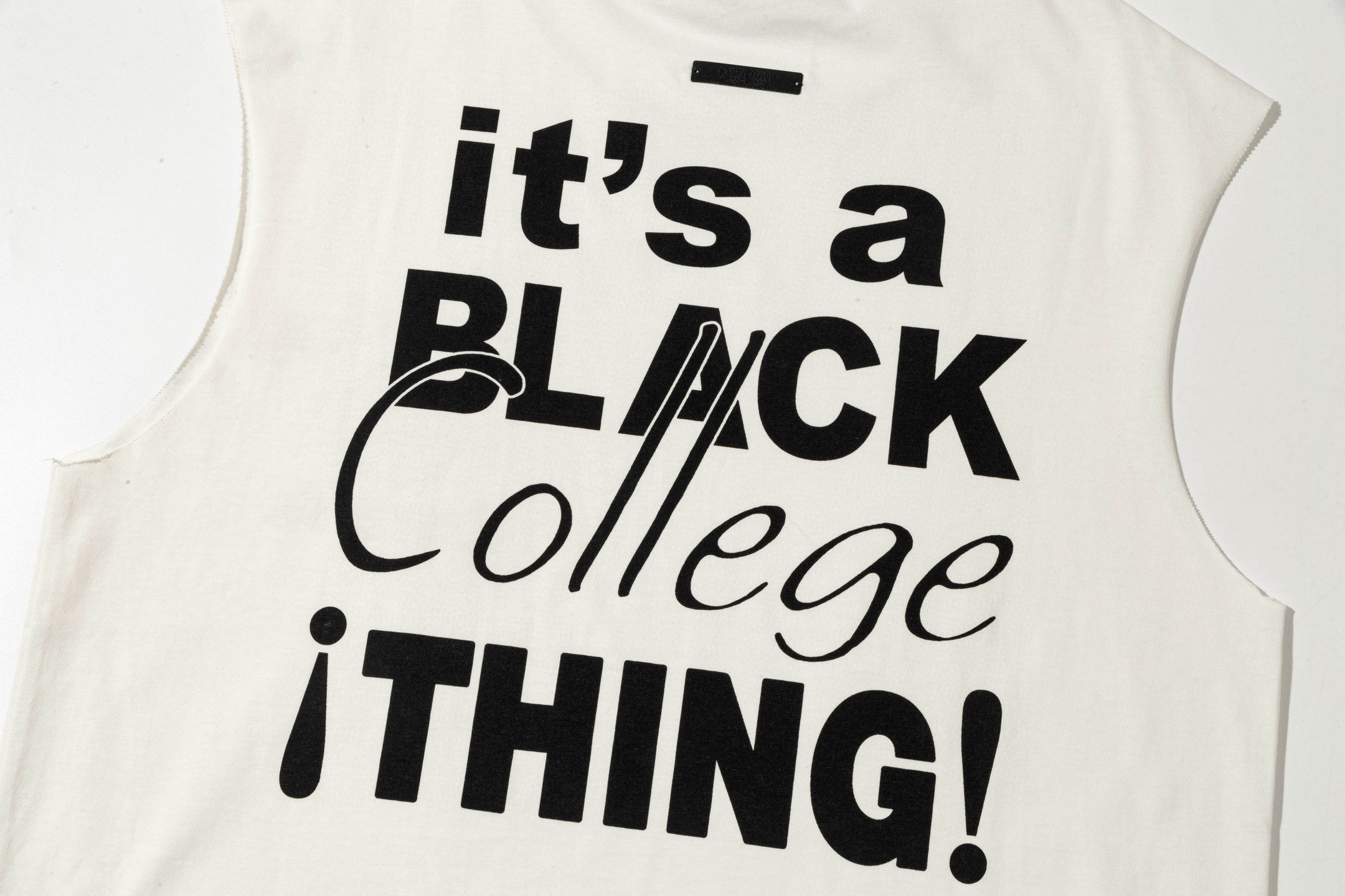 Fear of God Essentials University Black T-Shirt Crew Neck, Stylish and Comfortable 9 i1739952521112 9954 0 8