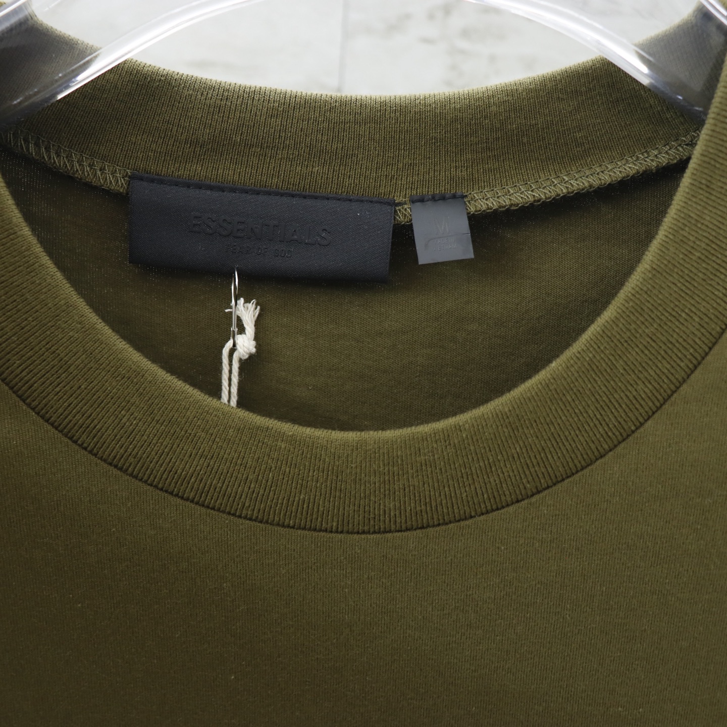 Fear of God Essentials Crew Neck T-Shirt - Stylish and Comfortable Tee 8 i1740654075513 4831 0 5