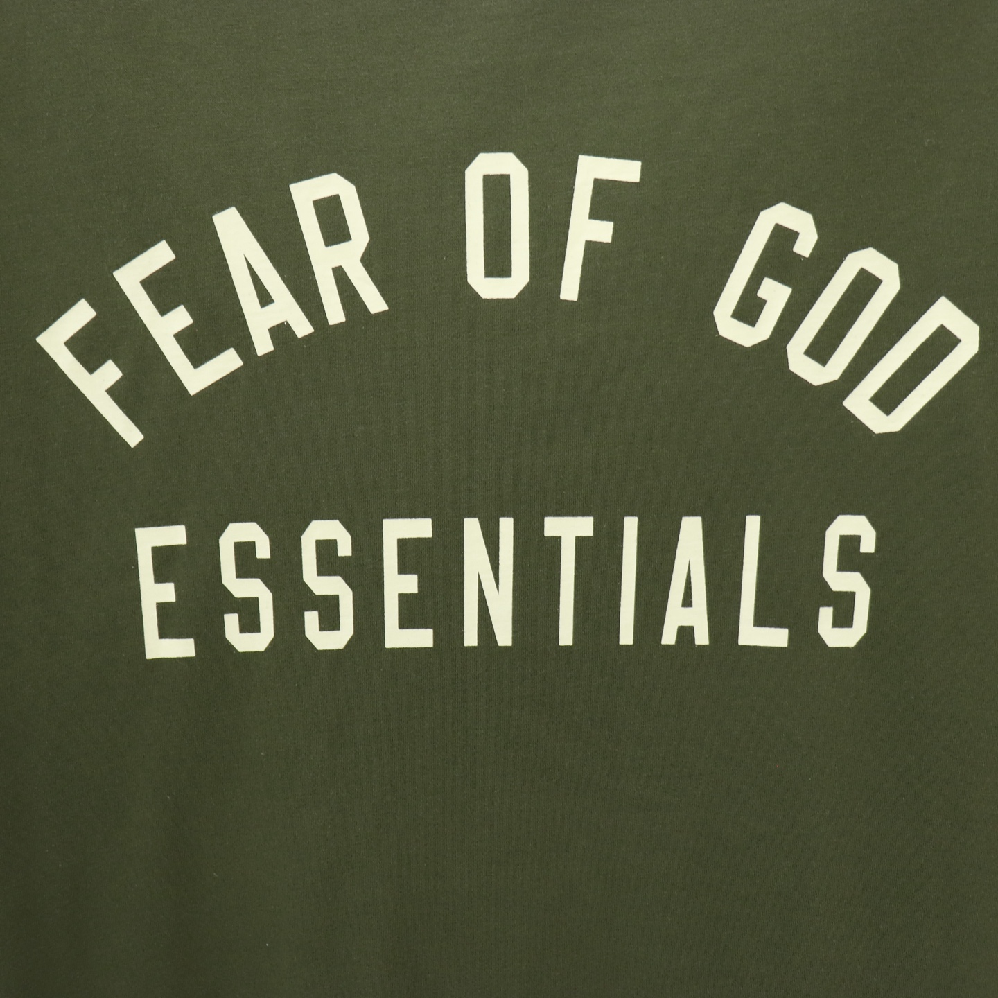 Fear of God Essentials Crew Neck T-Shirt - Olive Green, S-XL Available 6 i1740654117706 146 0 4