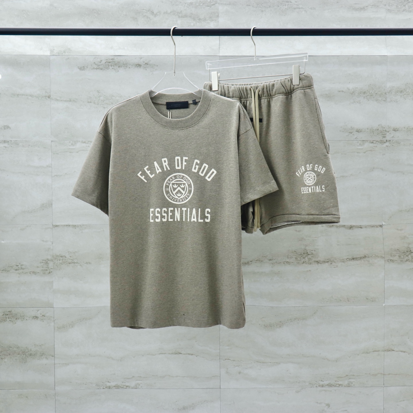 Fear of God Essentials Matching Set – T-Shirt and Shorts - Beige, Size S-XL 5 i1743143351269 9924 0 1