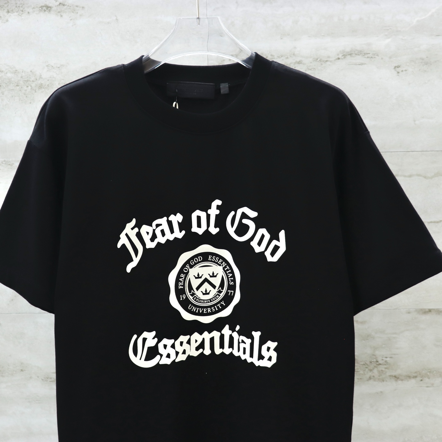 Fear of God Essentials Crew Neck T-Shirt - Soft Cotton Tee 4 i1743144350043 9066 0 2
