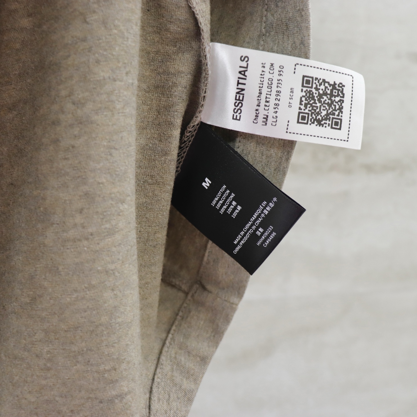 Fear of God Essentials SPELMAN Crew Neck T-Shirt | Relaxed Fit Tee 7 i1743145121003 8268 0 7