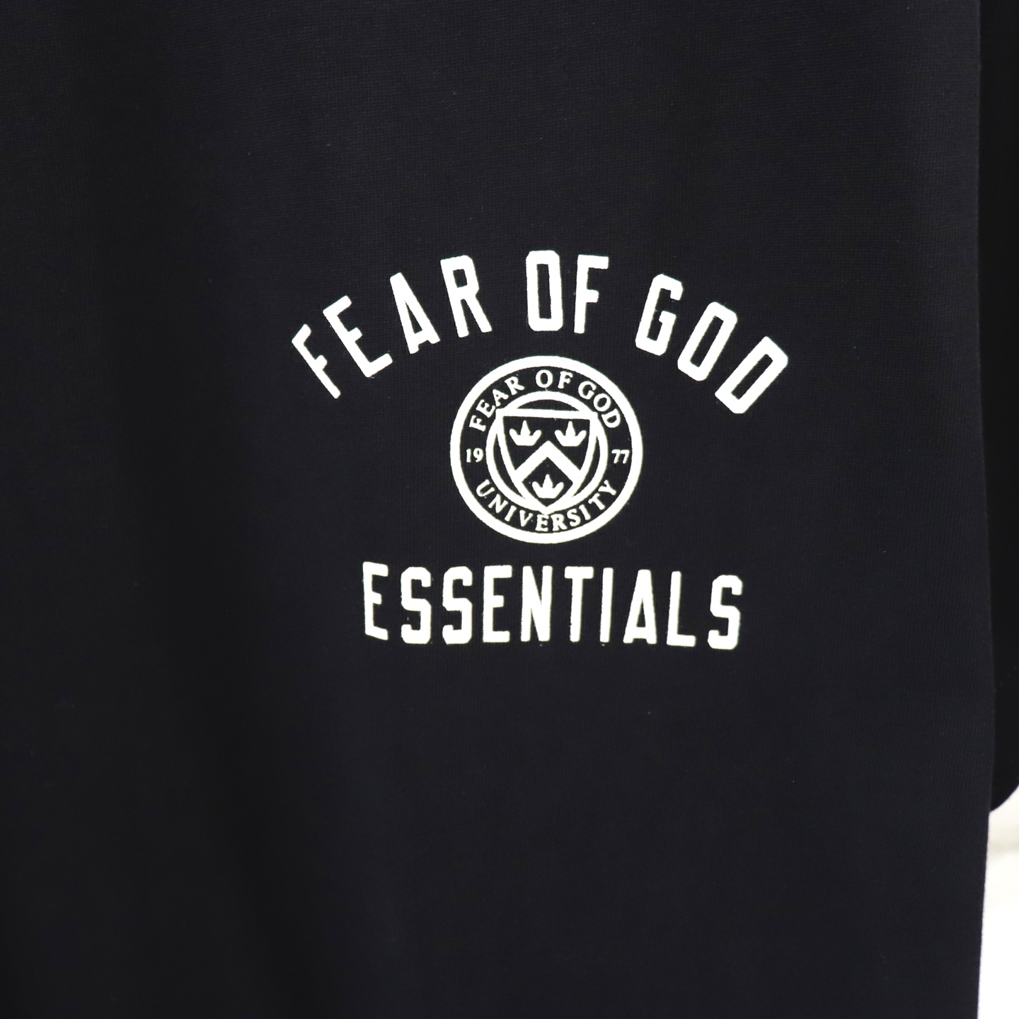 Fear of God Essentials Crew Neck T-Shirt | Soft Cotton Tee for Men - S to XL 5 i1743151386041 4354 0 5