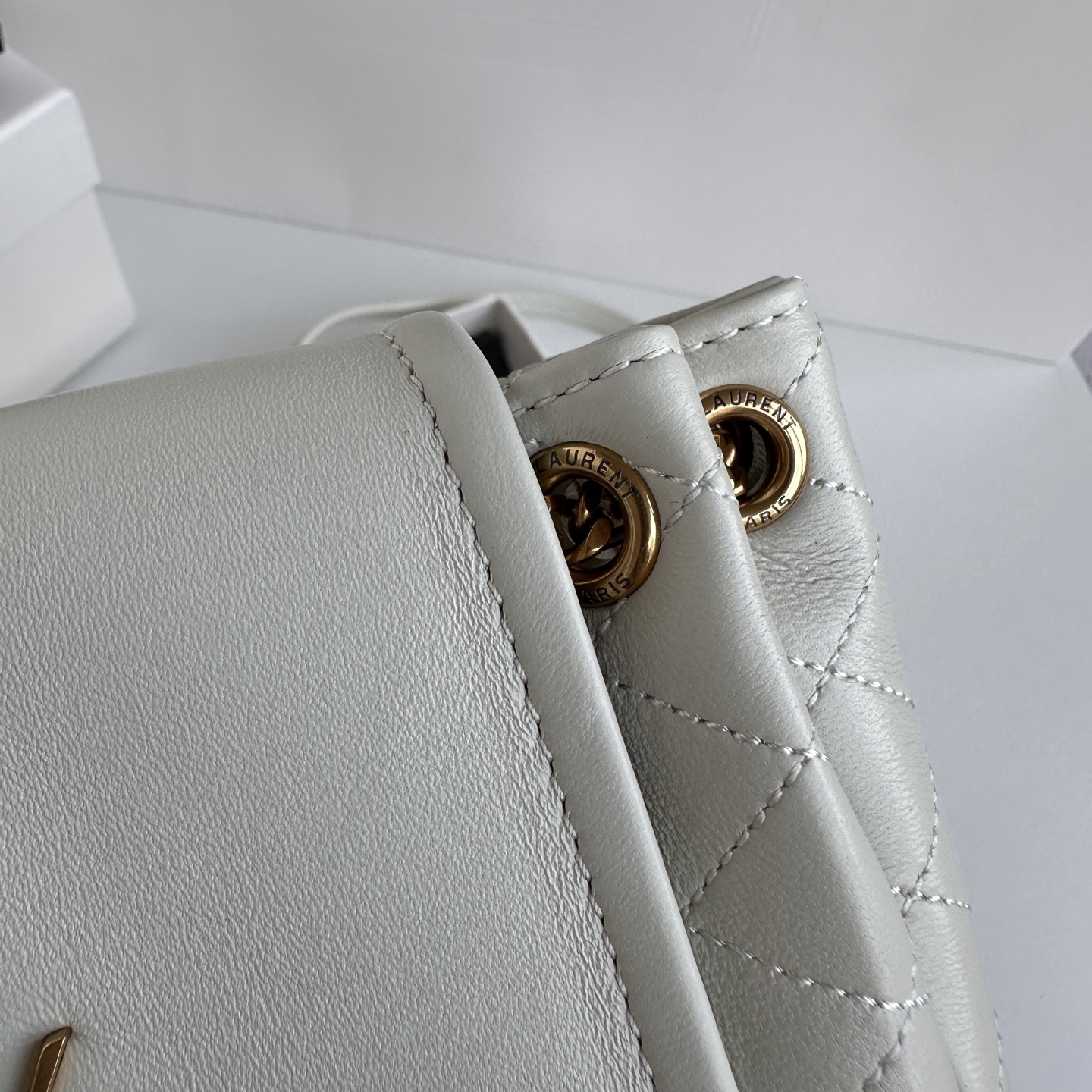 Yves Saint Laurent Mini Nolita White Leather Shoulder Bag - Stylish & Compact 7 i1745222979692 5161 0 6