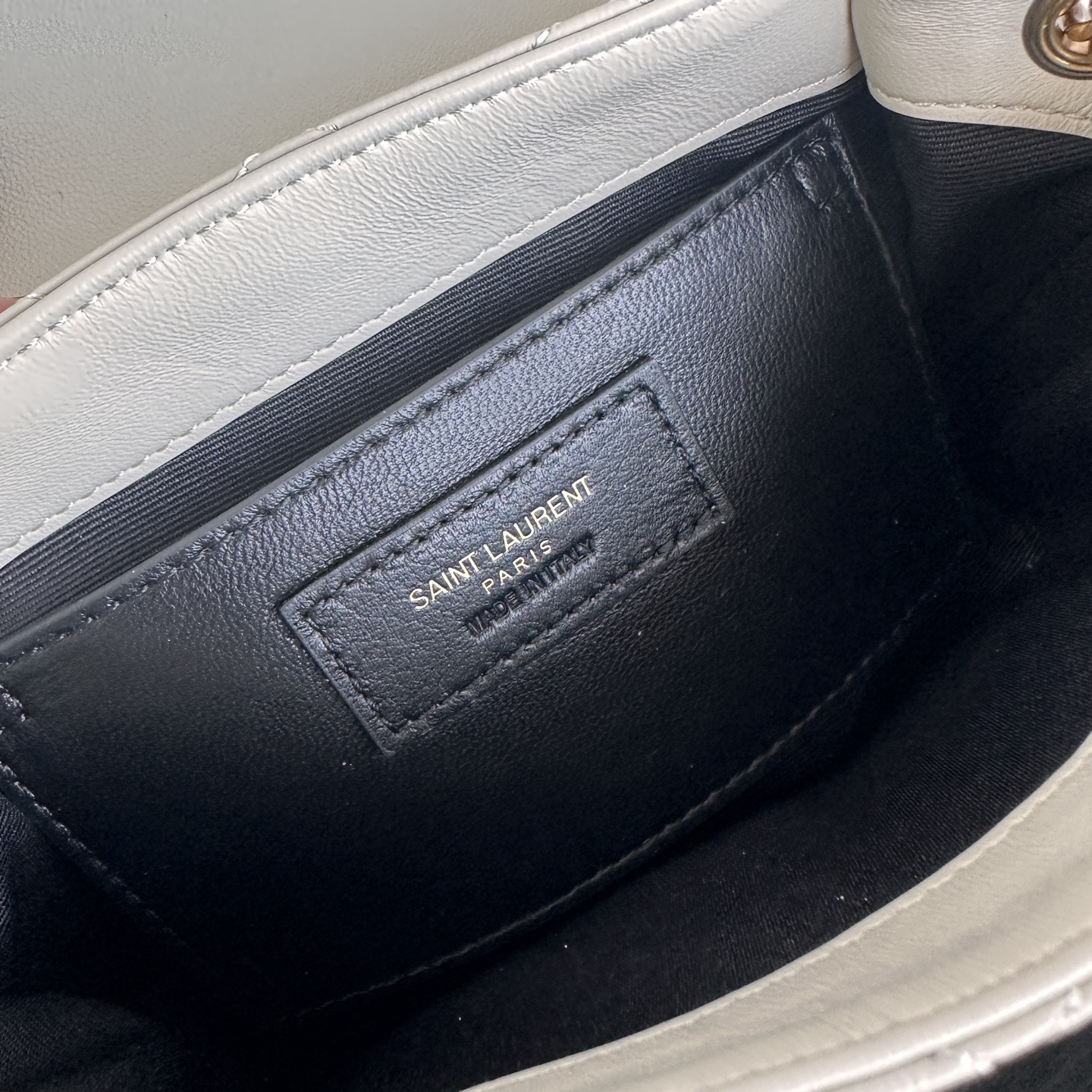 Yves Saint Laurent Mini Nolita White Leather Shoulder Bag - Stylish & Compact 9 i1745222982594 2049 0 8