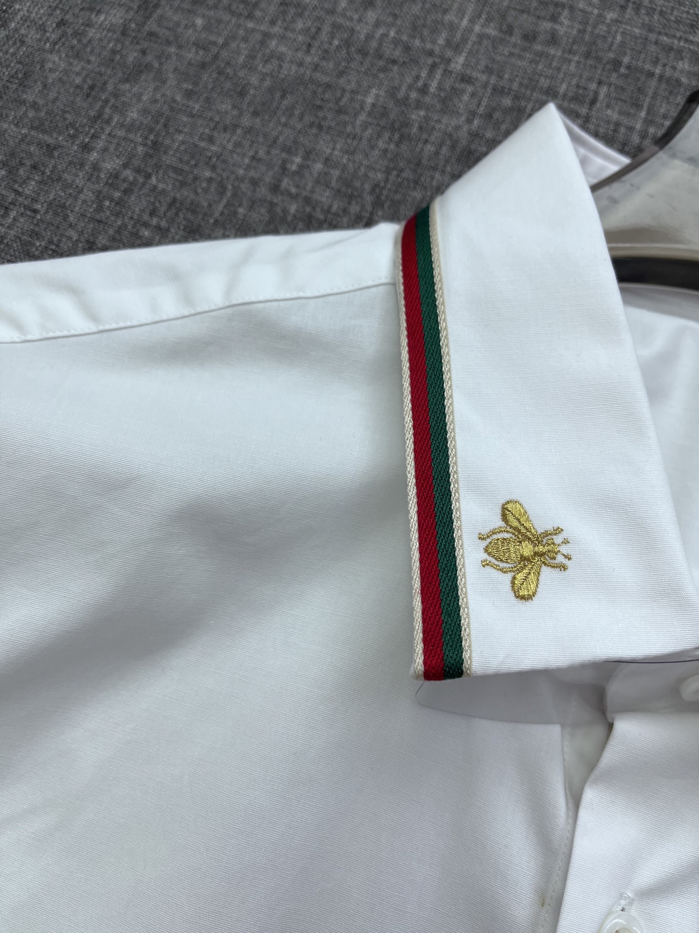 Gucci Men's Embroidered Bee Long Sleeve Shirt - Classic & Stylish 6 i1756392199445 9993 0 4