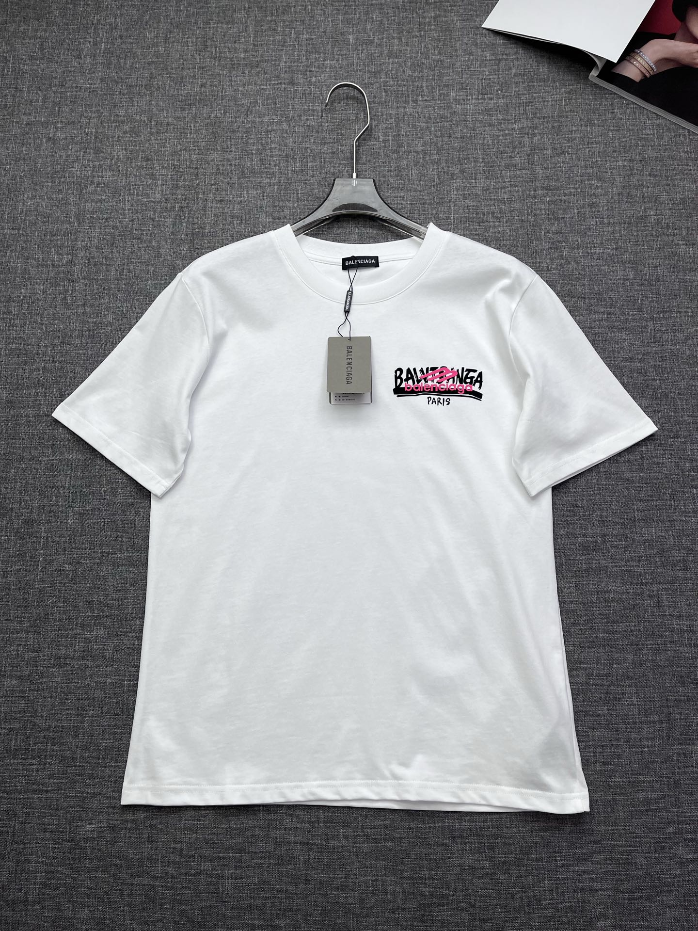 BALENCIAGA men BALENCIAGA ， ，26 ， T ， ， TOP ！ BAL ， ， ， ， ， ！ ， ， ， ， ， ， ， ！ S-XXL — photo 4