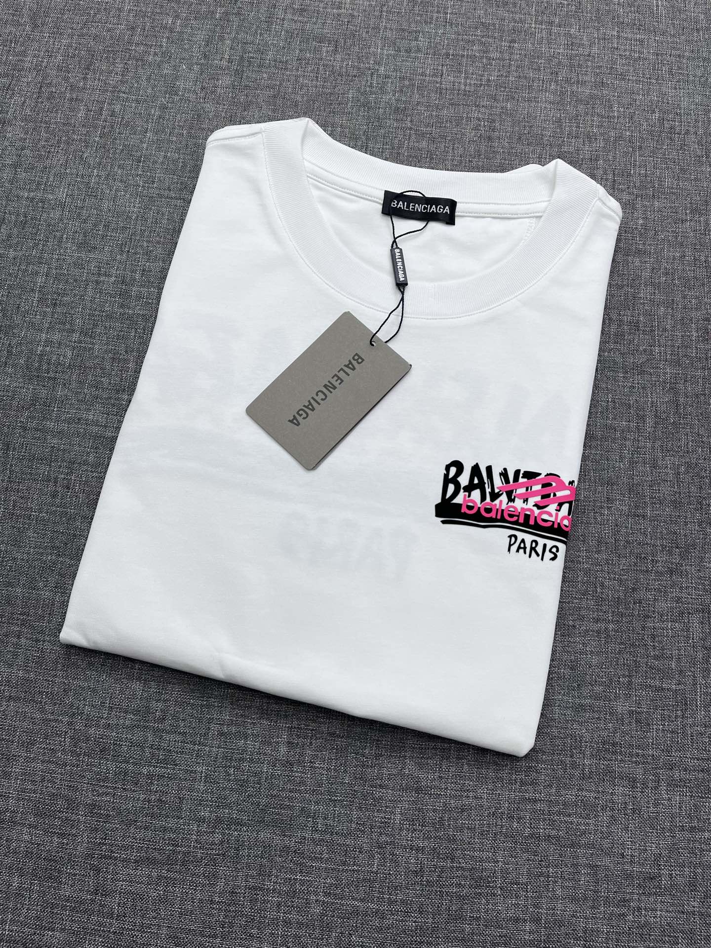 BALENCIAGA men BALENCIAGA ， ，26 ， T ， ， TOP ！ BAL ， ， ， ， ， ！ ， ， ， ， ， ， ， ！ S-XXL — photo 2