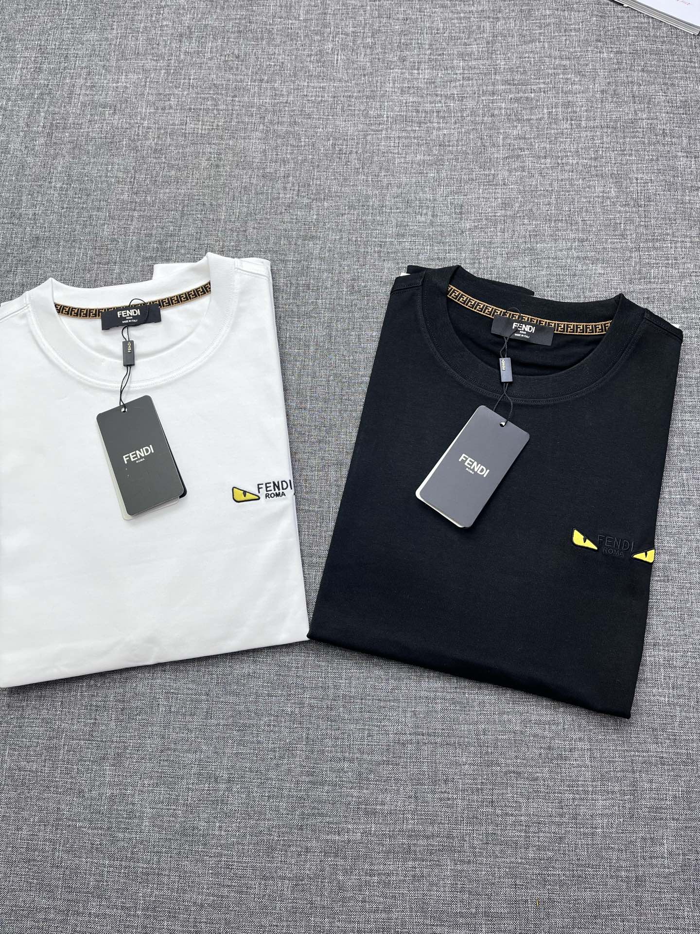 펜디 남성 반팔 26SS 49737