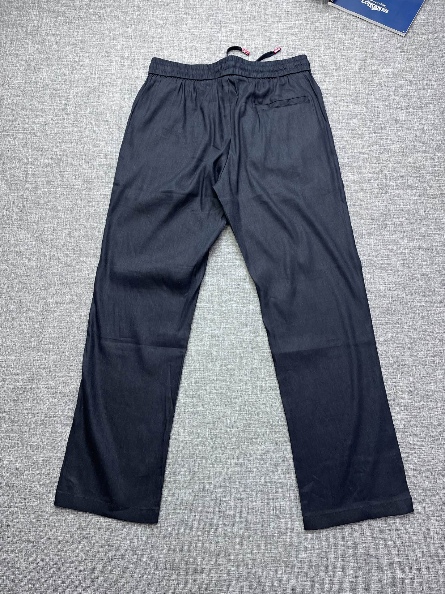 Kiton 家族男士高端亚麻休闲裤，贸易公司渠道货，意大利原厂出品，26年新品，经典奢华之作！！品相完美