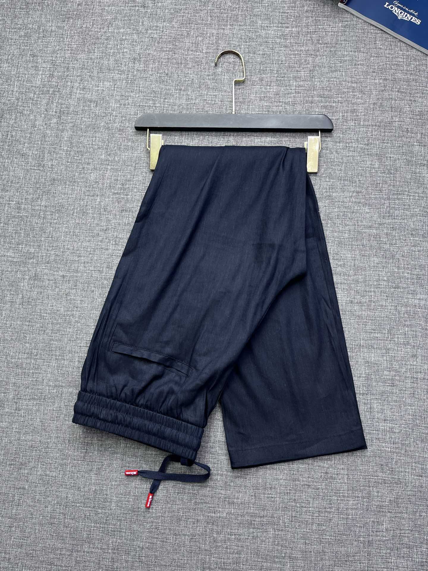 Kiton 家族男士高端亚麻休闲裤，贸易公司渠道货，意大利原厂出品，26年新品，经典奢华之作！！品相完美
