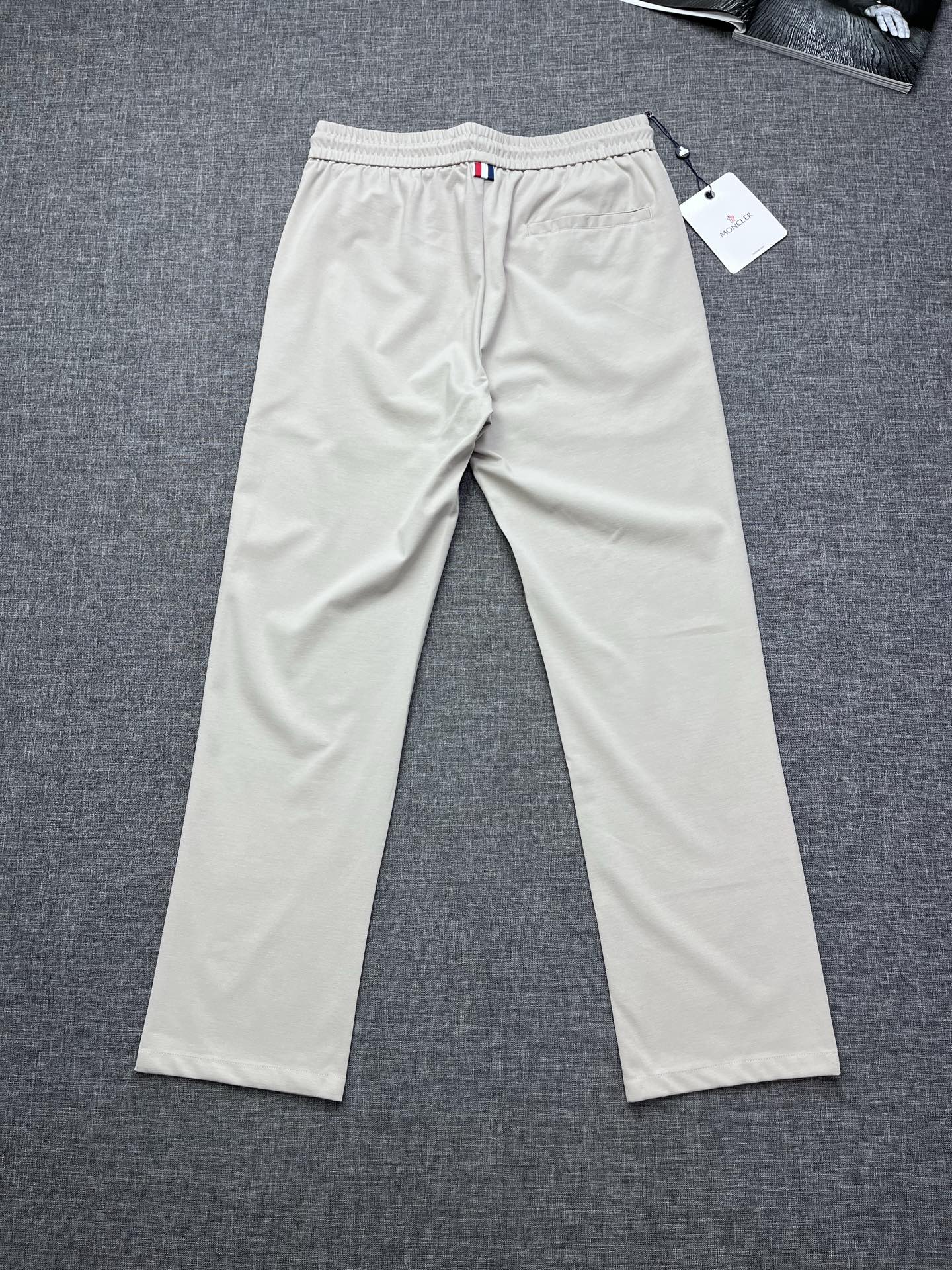¥280 Mon 蒙口2026新款男士休闲裤，贸易公司渠道货，26F/W新品，高端毛里求斯代工出品，品相