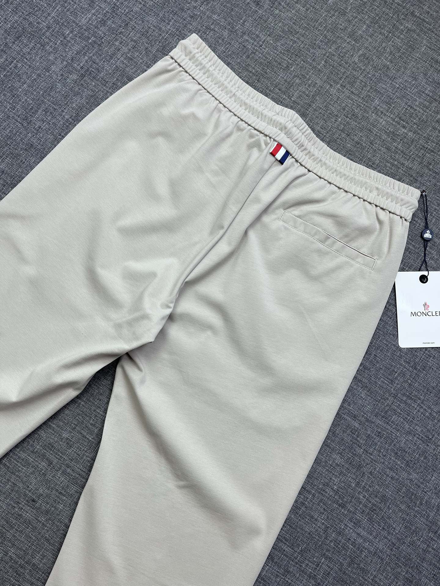 ¥280 Mon 蒙口2026新款男士休闲裤，贸易公司渠道货，26F/W新品，高端毛里求斯代工出品，品相