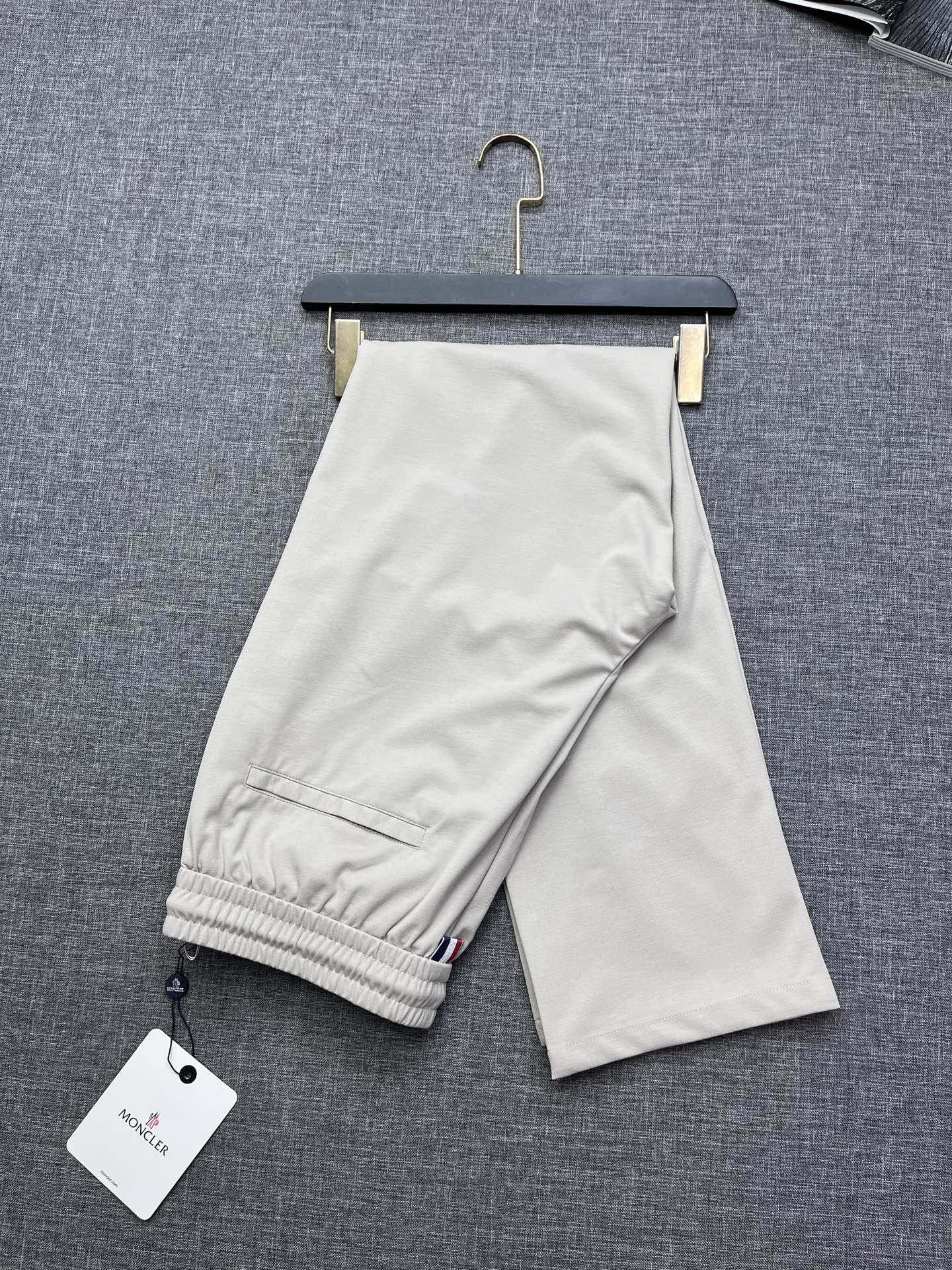¥280 Mon 蒙口2026新款男士休闲裤，贸易公司渠道货，26F/W新品，高端毛里求斯代工出品，品相
