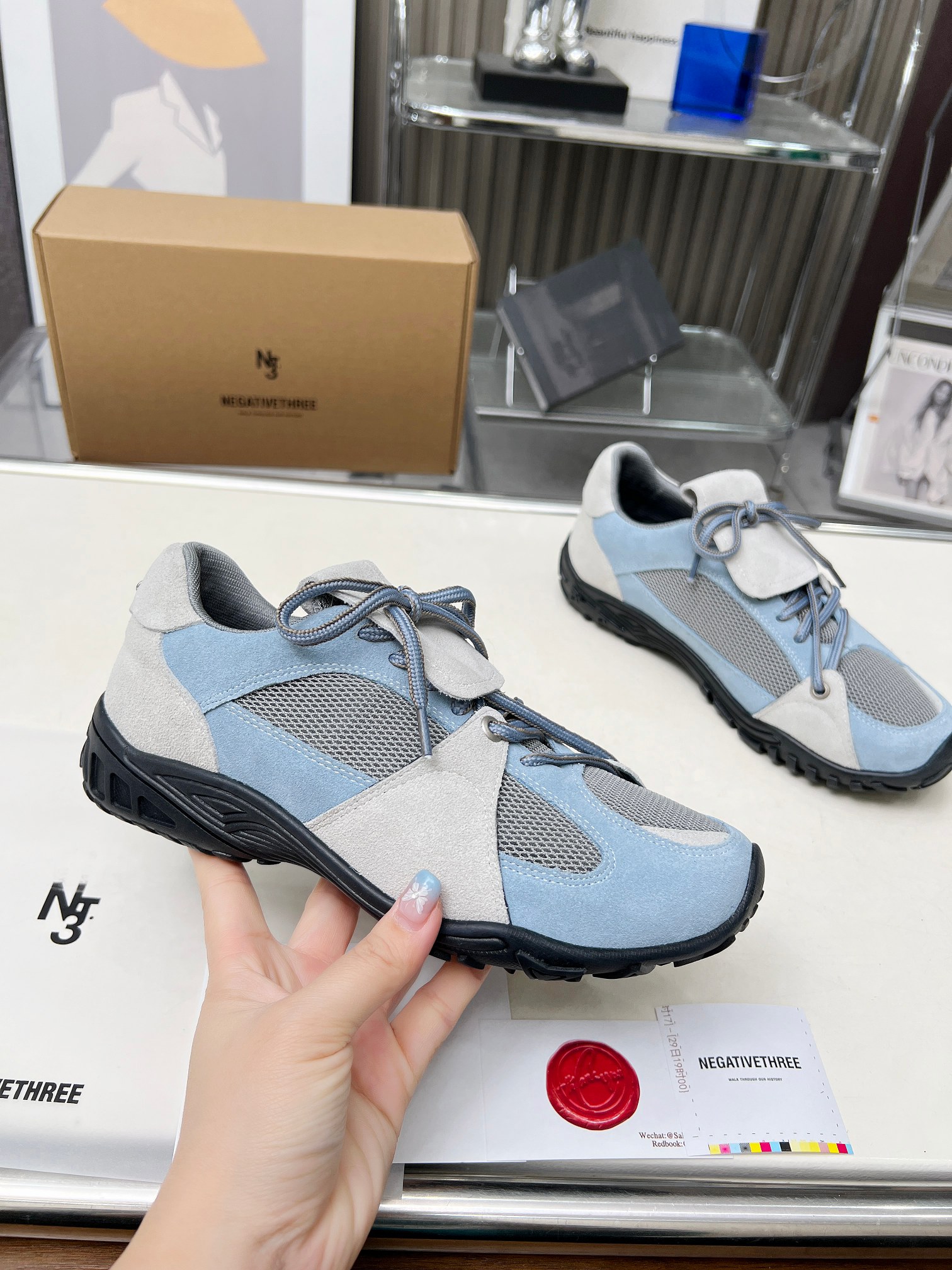 NO:390504,Negativethree(nt3) Korean designer brand functional sneakers original 1 to 1 copy fabric high mercerized Oxford breathable mesh footbed cowhide non-slip rubber outsole color sky blue, brown and black three colors available Size 35-40. Price, casual shoes/sports shoes, sneakers, cowhide19860909Negativethree(nt3)韩国设计师品牌机能运动鞋 原版1比1复制 面料高丝光牛津 透气网里 垫脚牛皮 防滑橡胶大底 颜色天蓝.棕色.黑色三色可选 码数35-40. 价格,休闲鞋/运动鞋,sneakers,cowhide,Women's Shoes