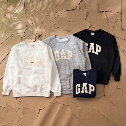 GAP Classic Embroidered Fleece Sweatshirt - Unisex Trendy Pullover 1 GAP Classic Embroidered Fleece Sweatshirt - Unisex Trendy Pullover