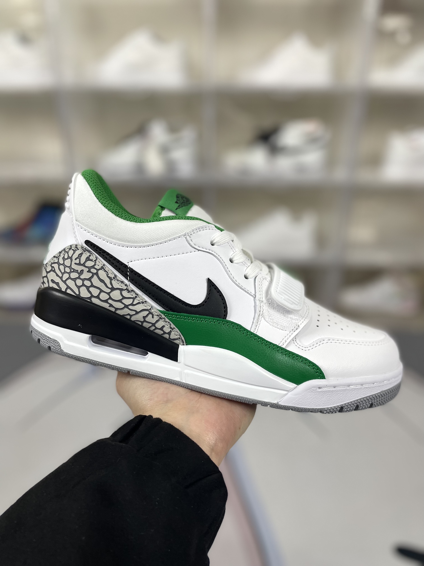 Jordan Legacy 312 White Black Green Low-Top Basketball Shoes for Men and Women