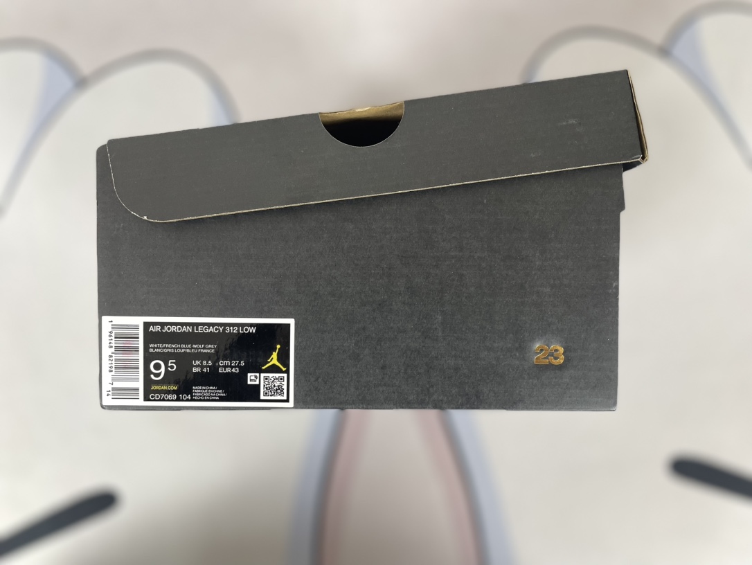 Jordan Legacy 312 Low Retro Basketball Shoes - White/Blue Unisex Sneakers 9 i1704567740 3696 0