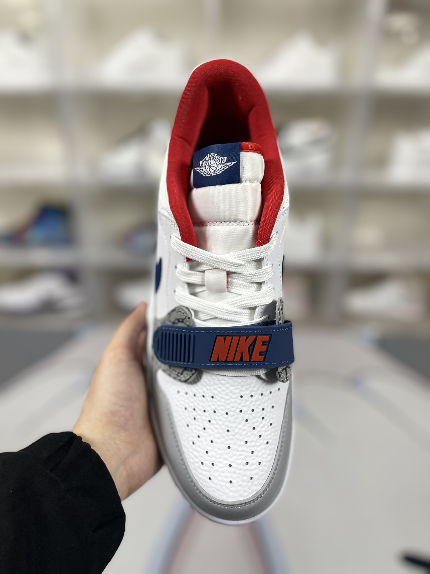 Jordan Legacy 312 Low Retro Basketball Shoes - White/Blue Unisex Sneakers 4 i1704567740 6880 0