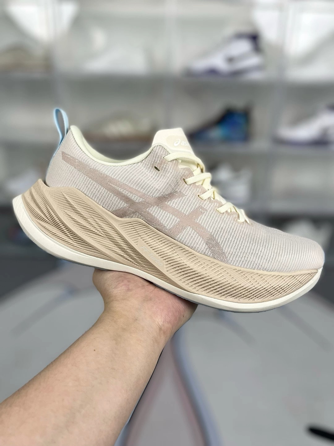 Asics Superblast Running Shoes - Breathable, Durable, and Stylish for Men & Women