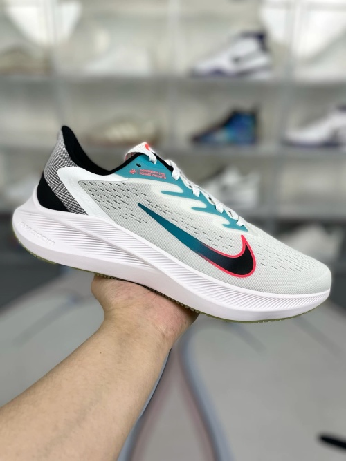 Nike Zoom Winflo 7 White/Green/Red Running Shoes - Cushioned & Breathable 4 Nike Zoom Winflo 7 White/Green/Red Running Shoes - Cushioned & Breathable