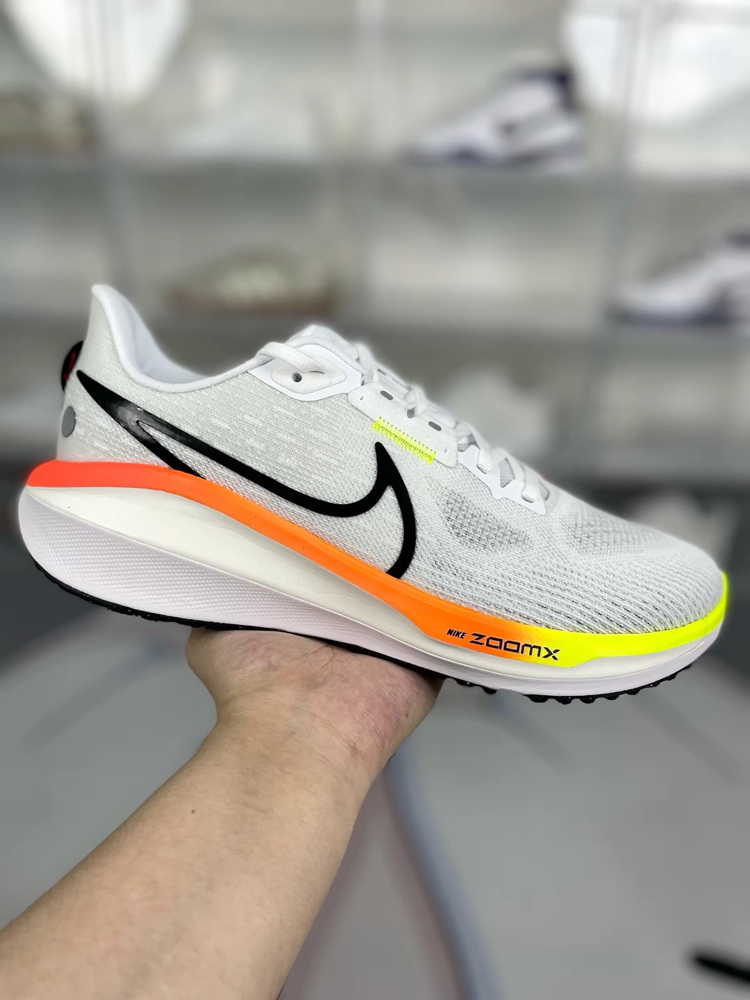 Nike Air Zoom Vomero 17 Running Shoes - Comfort, Breathable, Shock Absorption