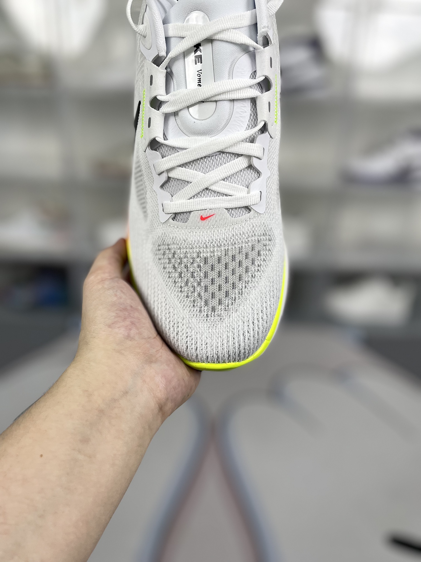 Nike Air Zoom Vomero 17 Running Shoes - Comfortable, Breathable, and Shock-Absorbing 5 i1721758921 1999 0