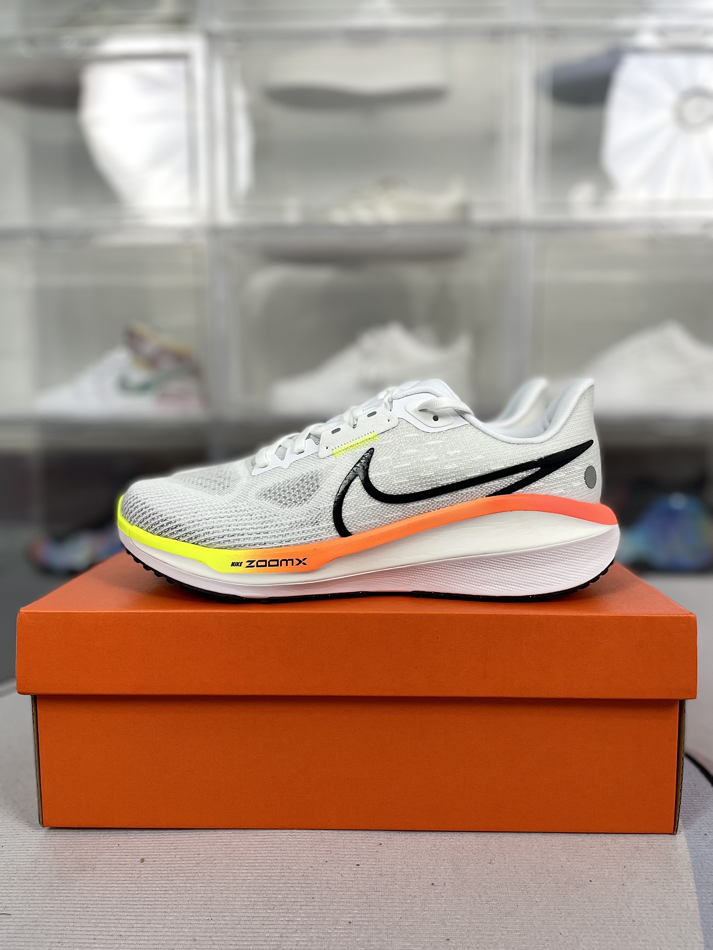 Nike Air Zoom Vomero 17 Running Shoes - Comfortable, Breathable, and Shock-Absorbing 8 i1721758921 3861 0