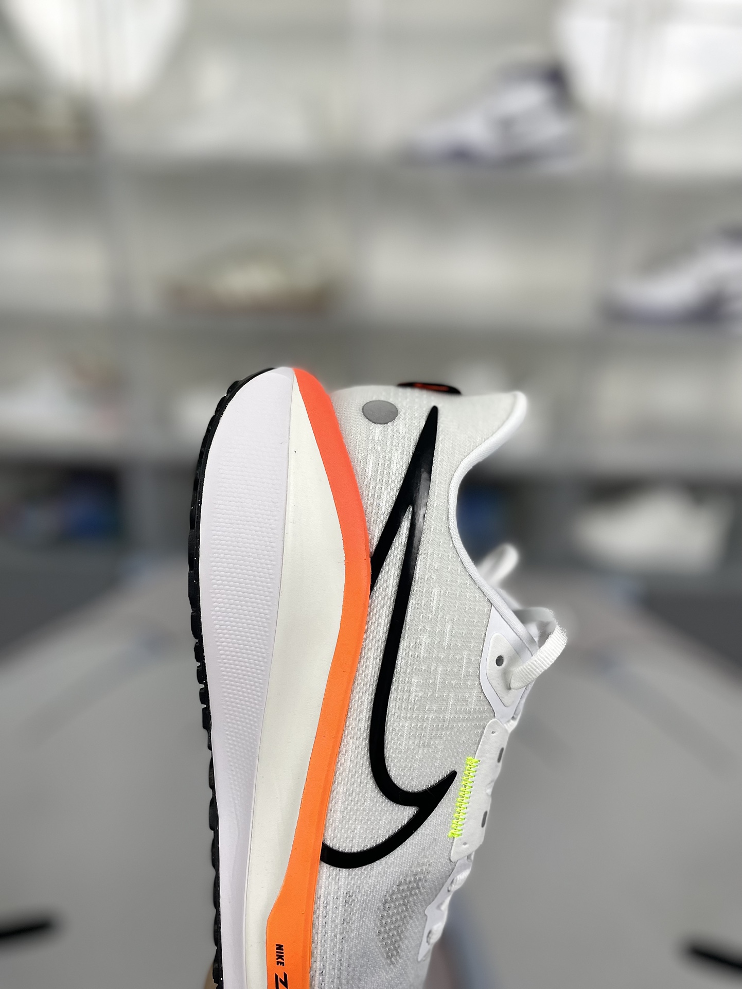 Nike Air Zoom Vomero 17 Running Shoes - Comfortable, Breathable, and Shock-Absorbing 7 i1721758921 6368 0