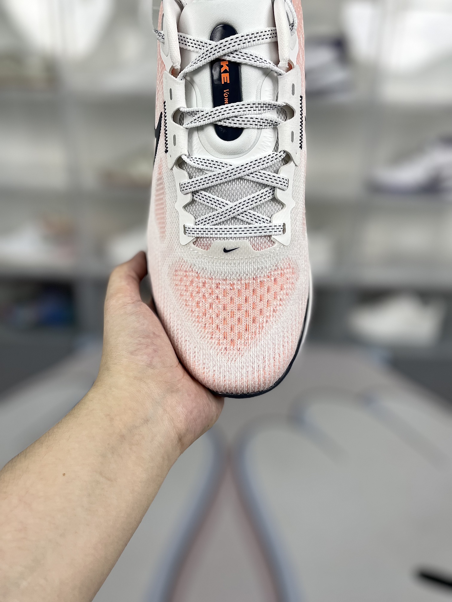 Nike Air Zoom Vomero 17 Running Shoes - Comfortable, Breathable, Cushioned 5 i1722019346 6914 0
