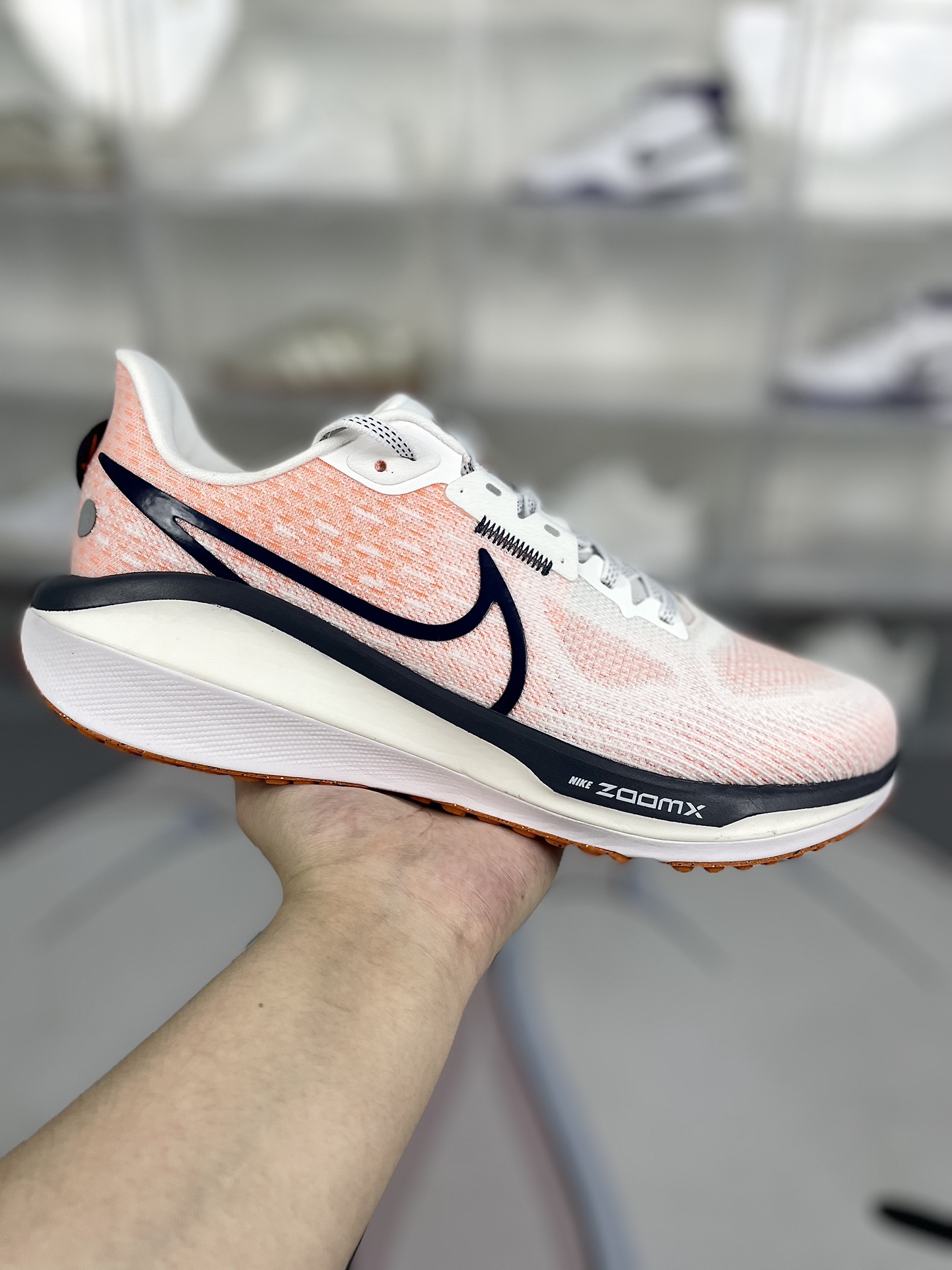 Nike Air Zoom Vomero 17 Running Shoes - Comfortable, Breathable, Cushioned 1 i1722019347 4509 0