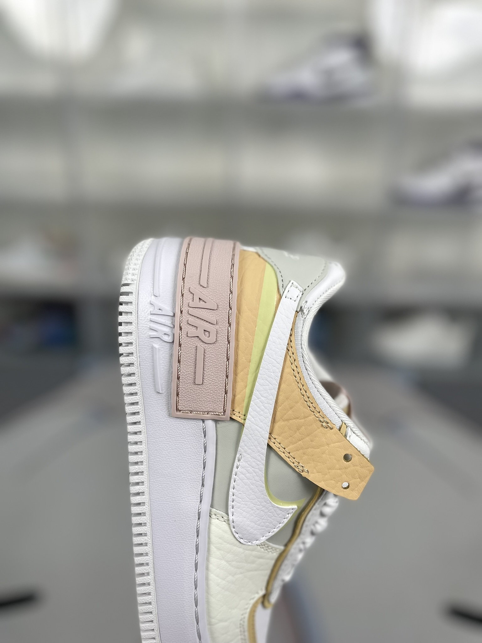 Nike Air Force 1 Shadow: Low-Top Sneakers in White, Pink & Yellow 8 i1722626197 4411 0