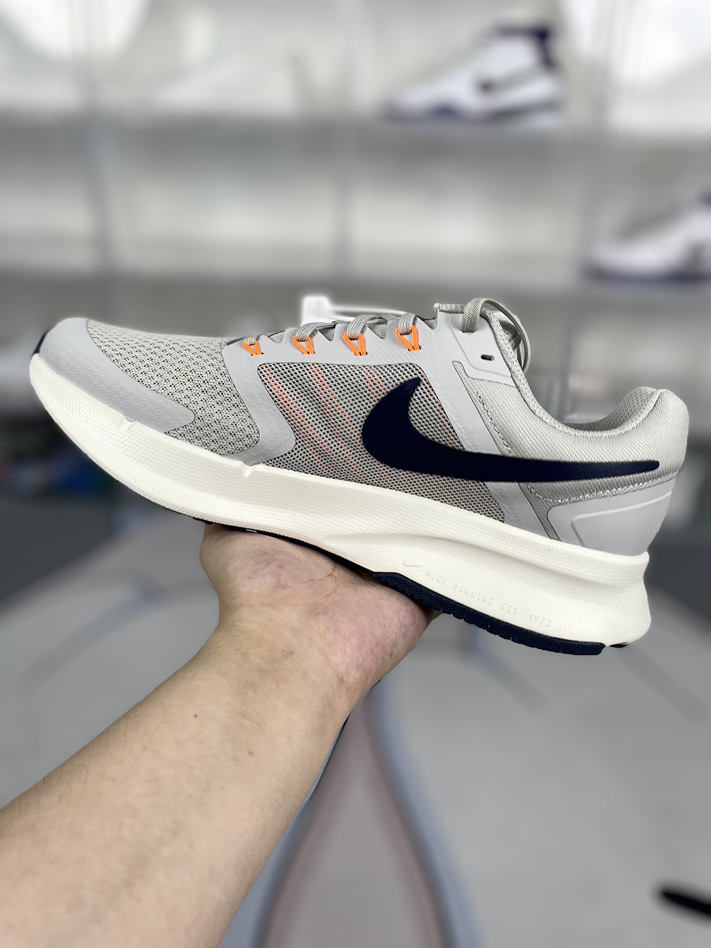 Nike Run Swift 3 Running Shoes - Cushioned, Breathable, and Durable - Unisex 2 i1725048790 8240 7