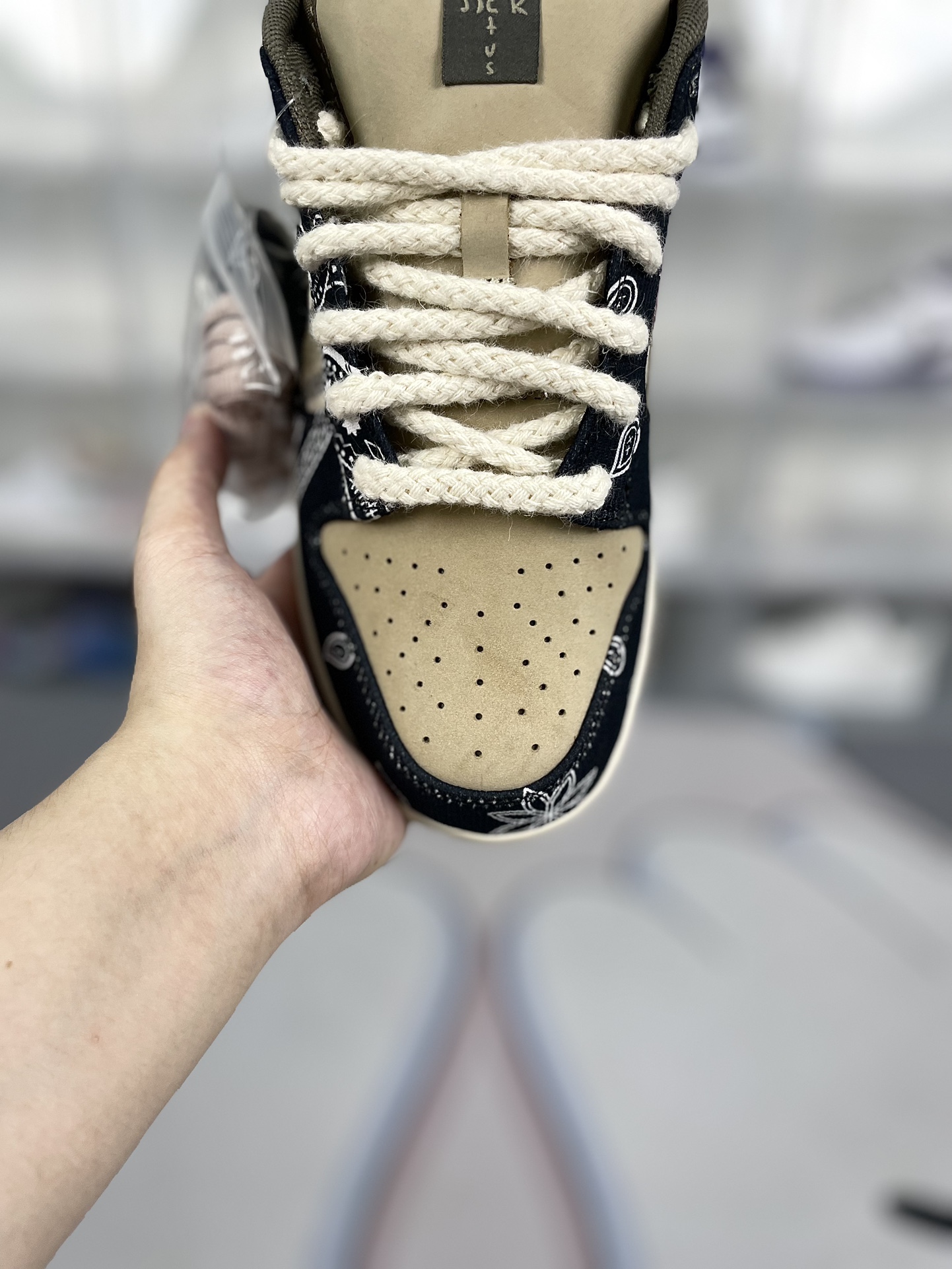 Travis Scott x Nike Dunk SB Jackboys Suede Paisley Low Top Sneakers 6 i1725135380 4611 0