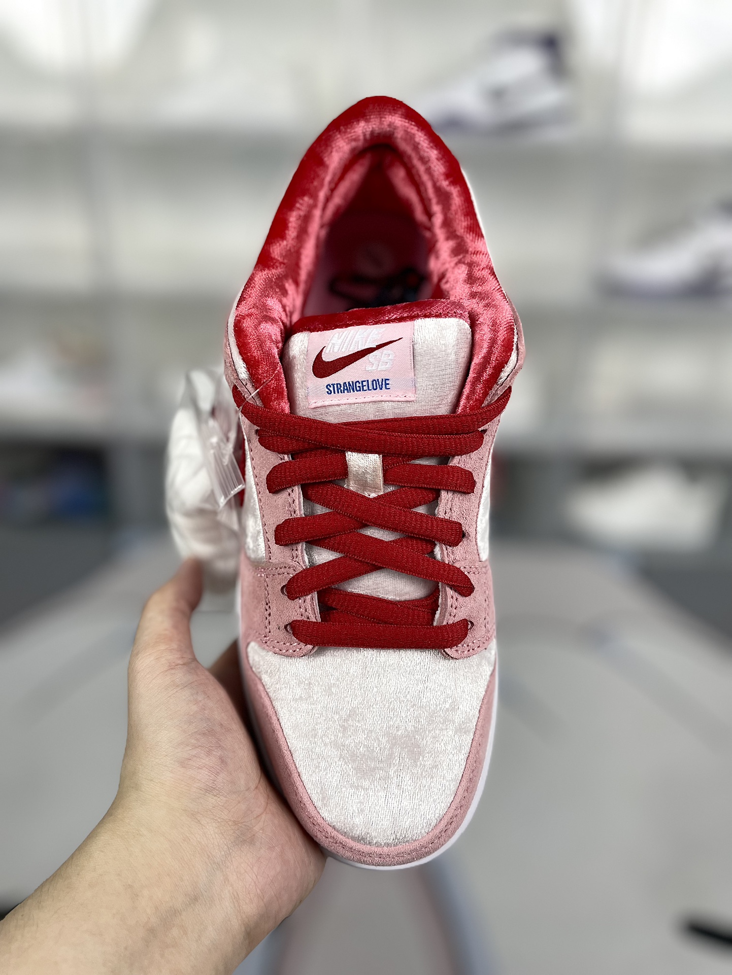 Nike Dunk SB Low StrangeLove Valentine's Day Pink White CT2552-800 4 i1725135396 3676 0