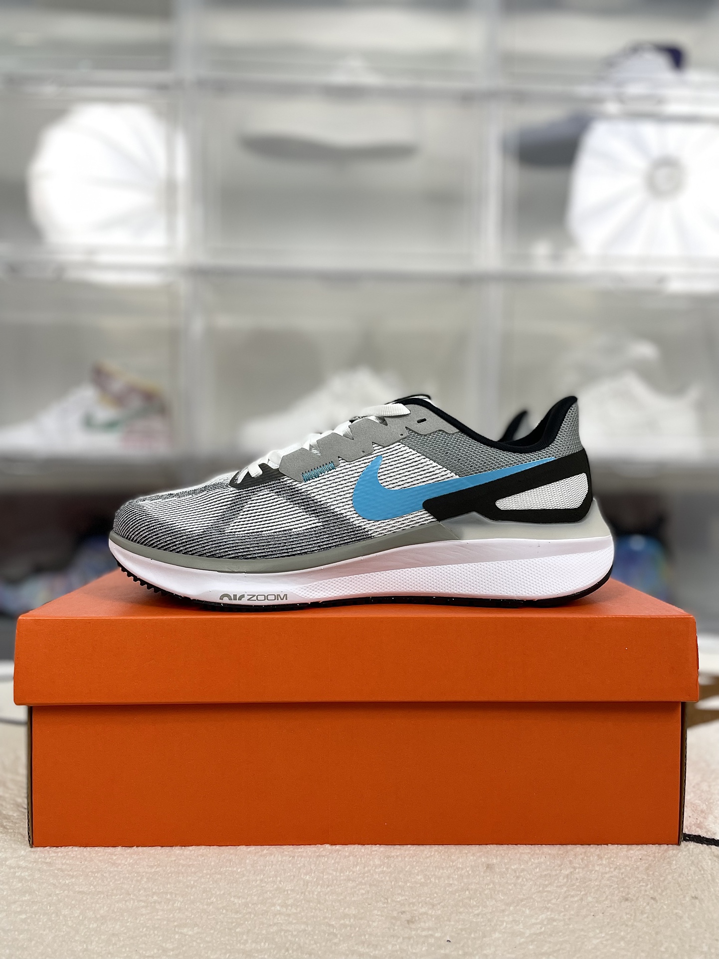 Nike Zoom Structure 25 Running Shoes - Breathable, Supportive, and Durable 10 i1729283646 8629 0