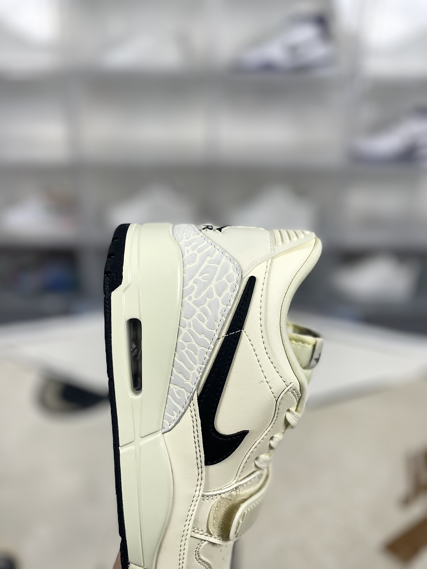 Jordan Legacy 312 Low 'Coconut Milk Black' Retro Basketball Shoes 8 i1729714916 1931 2