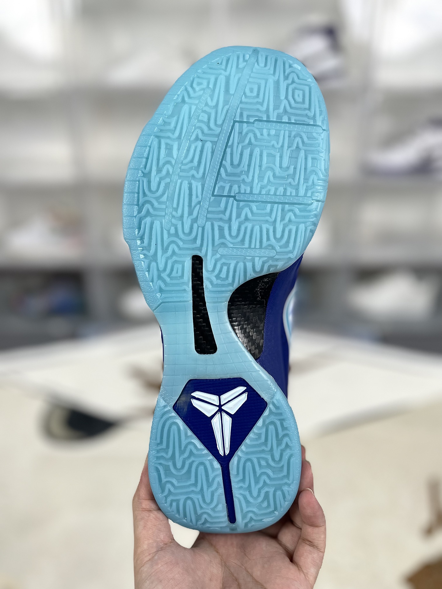 Nike Zoom Kobe 5 Protro "X-Ray" Basketball Shoes - Blue, Unisex 7 i1730055169 6539 1