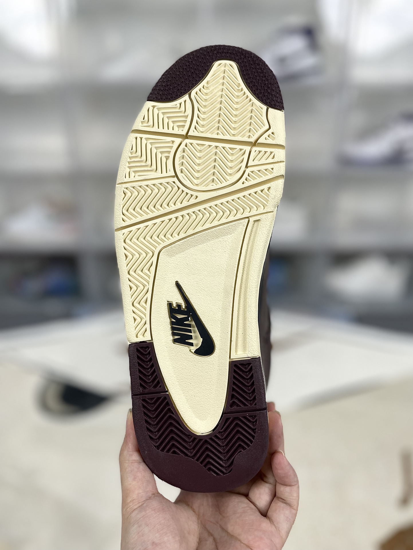 A Ma Maniére x Air Jordan 4 Retro 'Violet Ore' Basketball Shoes 6 i1730444950 8094 0