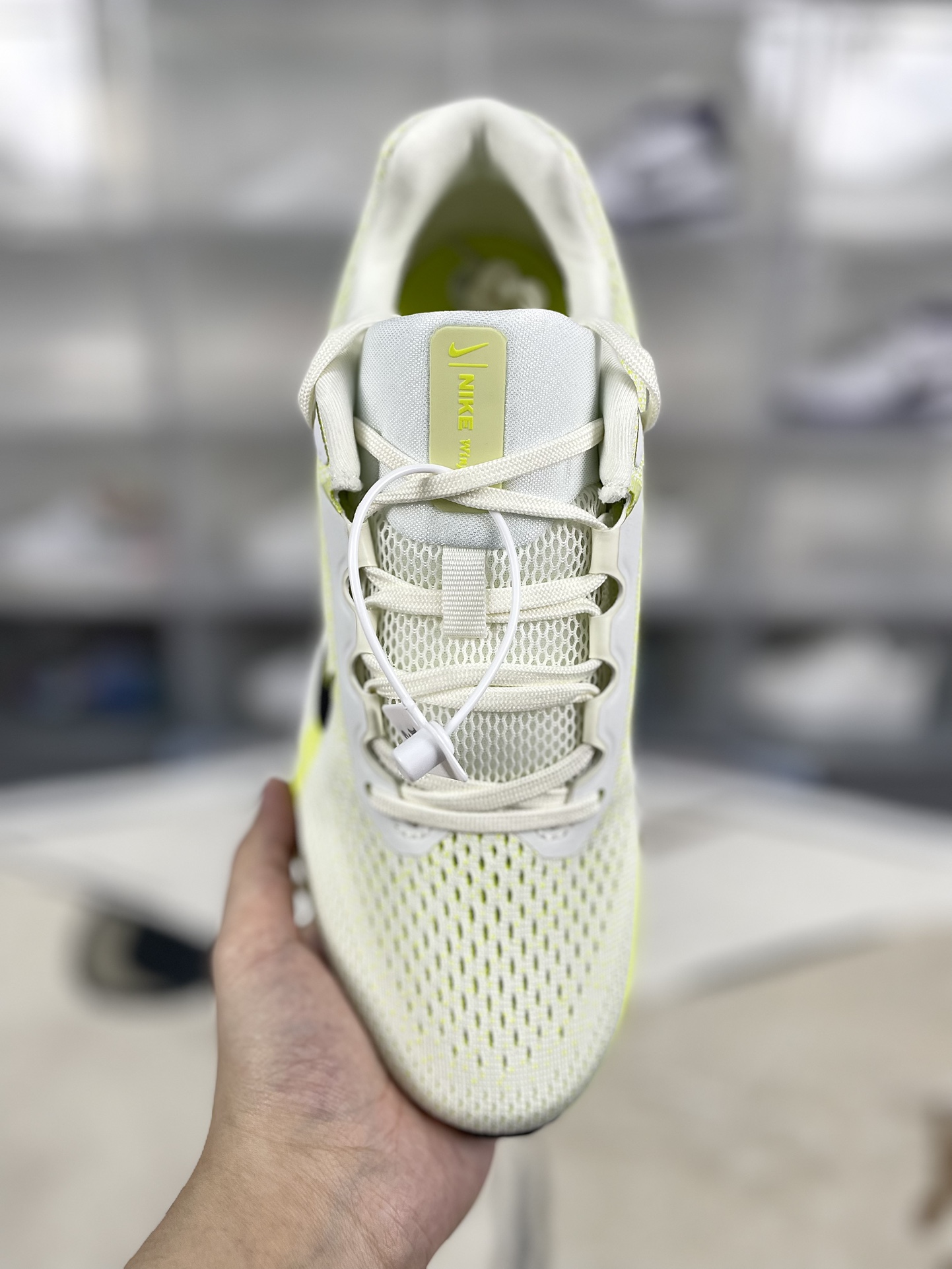 Nike Air Winflo 11 Running Shoes - Comfort, Cushioning, and Durable Design 5 i1732306932 1770 5